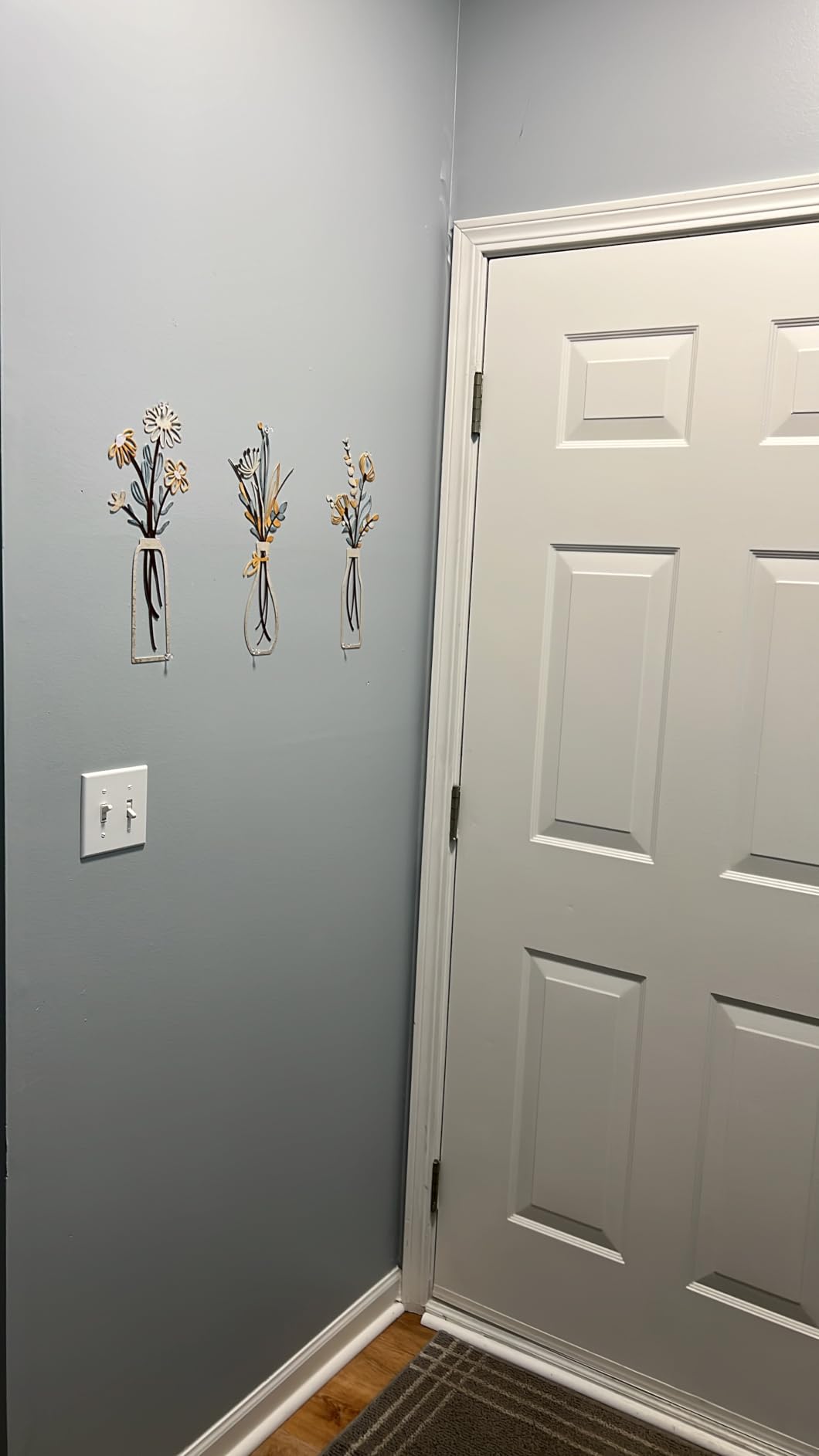 Pigort 3 Pieces Metal Flowers Wall Art- Rustic Farmhouse Decor Minimalist Decor for Living Room Bathroom Bedroom Dining Room, Housewarming Gifts Christmas Decoration(Beige, Vase-C) customer photo 2