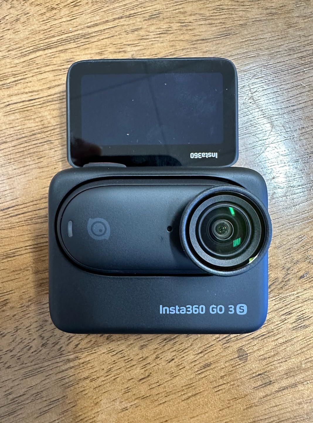 Insta360 GO 3S - 128 GB Black 4K Tiny Portable Vlogging Camera, Hands-Free POVs, Mount Anywhere, Stabilization, 140 Min Battery Life, 10m Waterproof, Pet POV customer photo 1