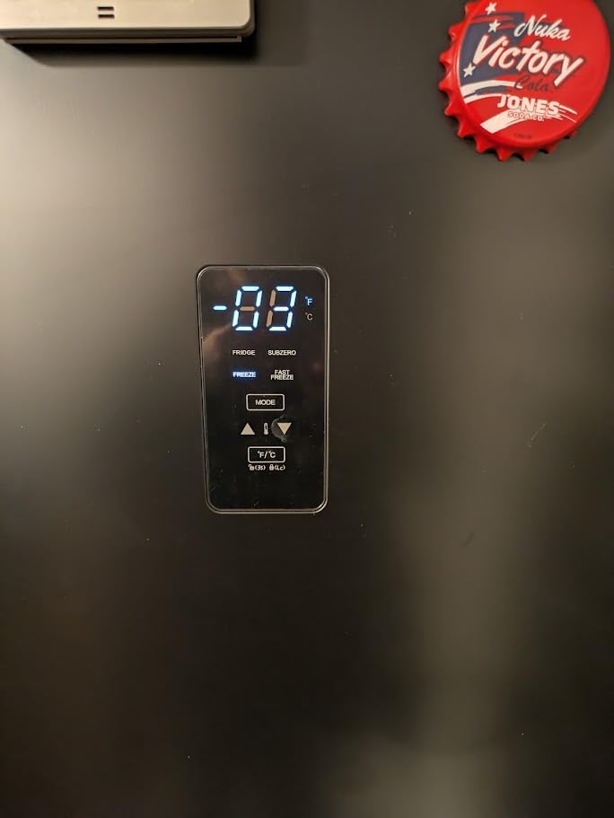 BLACK+DECKER 17 Cu. Ft. Convertible Freezer Refrigerator, BUC1700XB, Black customer photo 2
