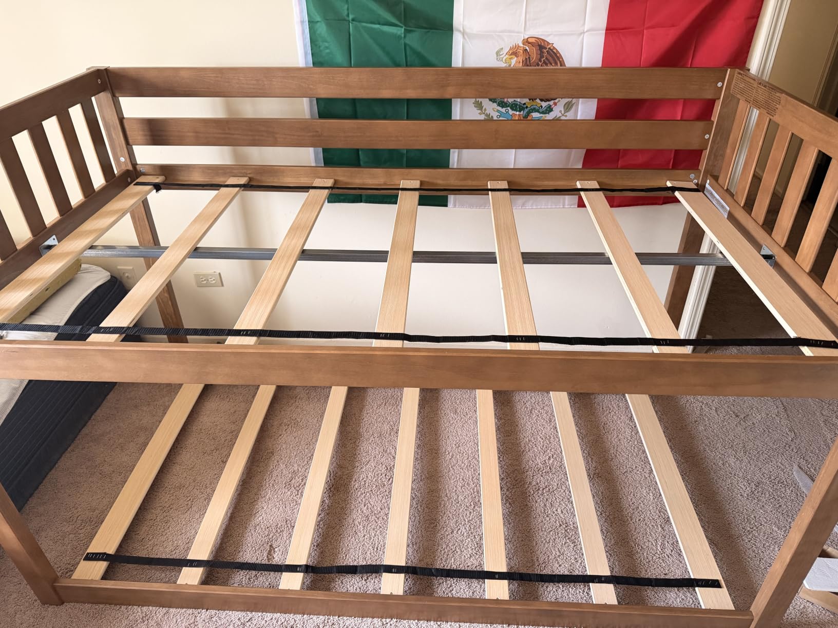 Max & Lily Fundamental Twin Low Bunk Bed, Kids Solid Wood Modern Bed Frame with Strong Wooden Slats, Non-Toxic Finishes, High Weight Capacity, Pecan customer photo 2