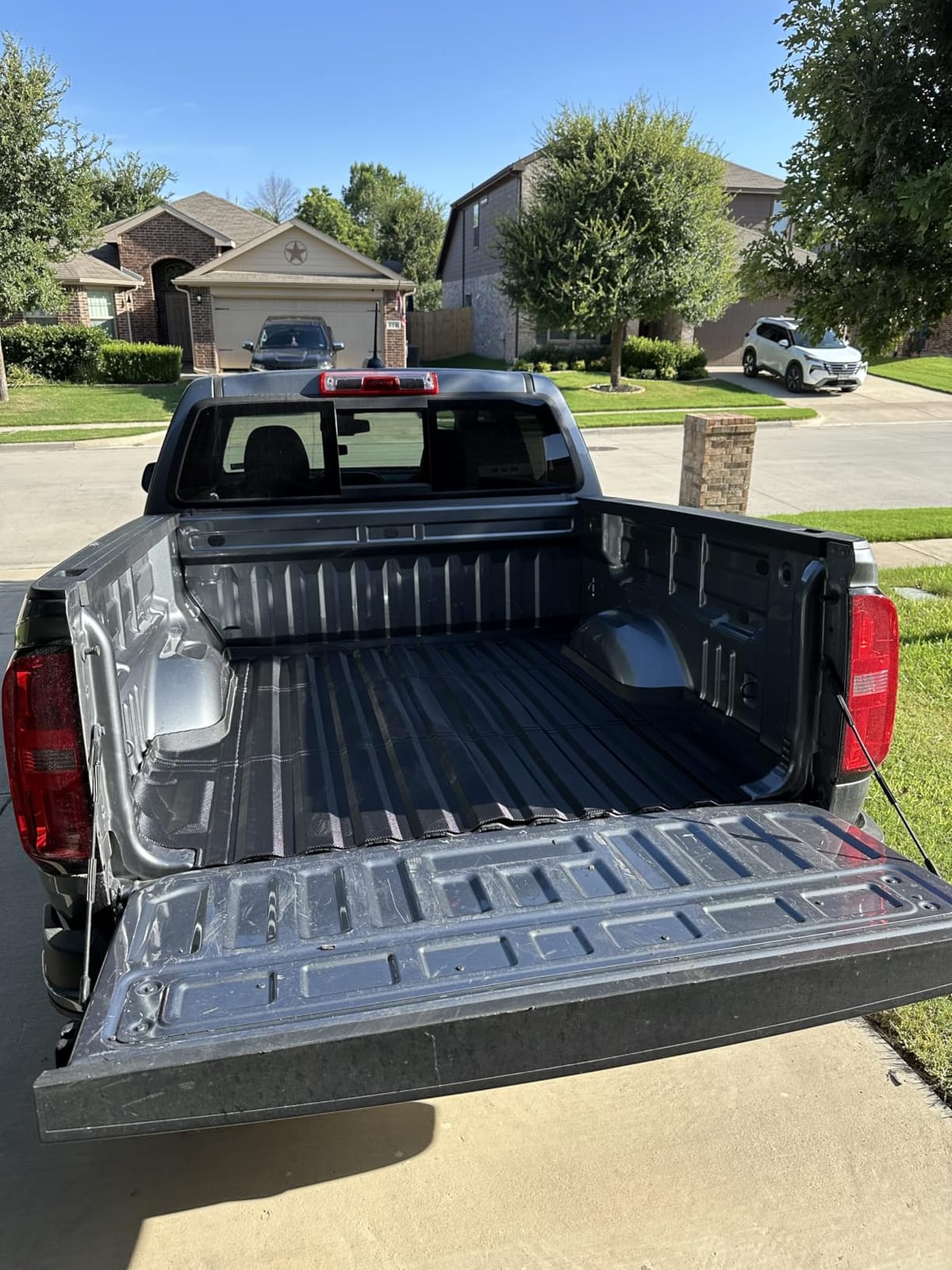 Nilight 8FT Truck Bed Rubber Mat Heavy-Duty Universal Fit for Ram Ford customer photo 2