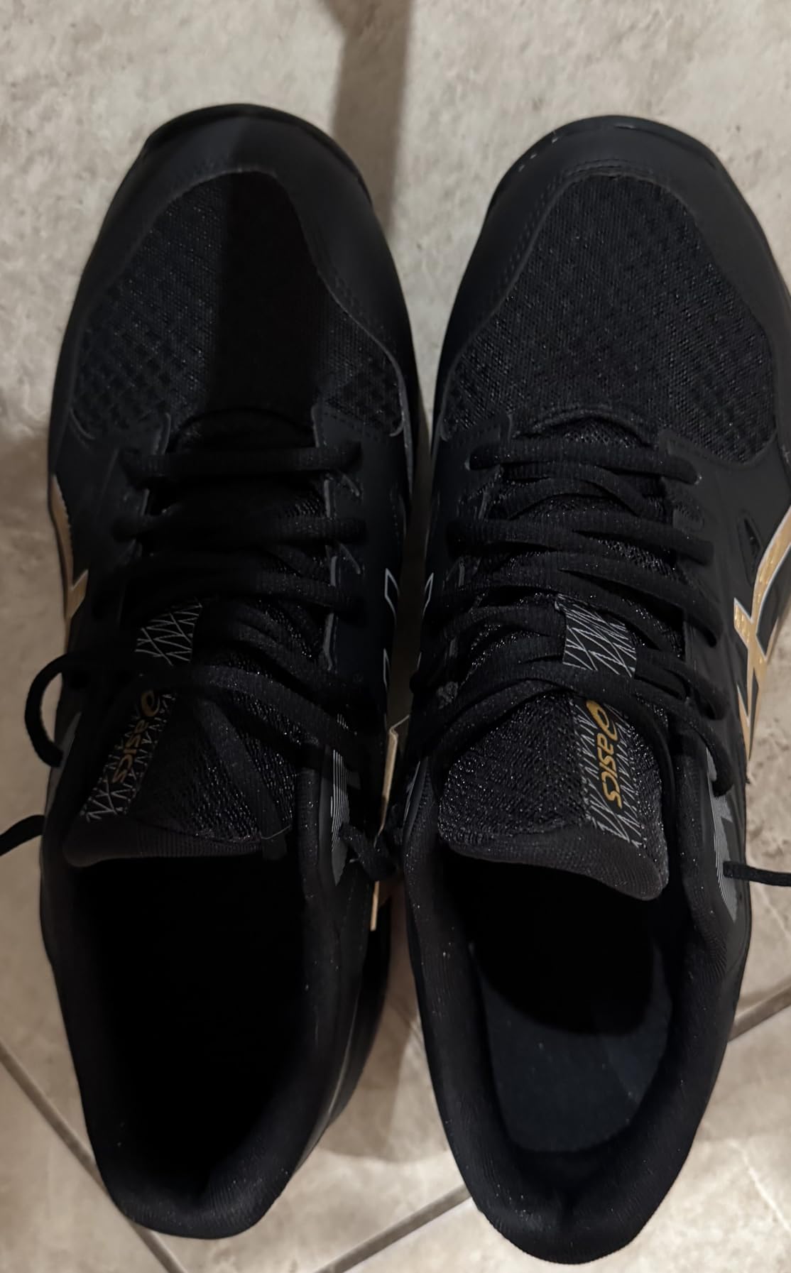ASICS Men's Gel-Rocket 11 Volleyball Shoes customer photo 1