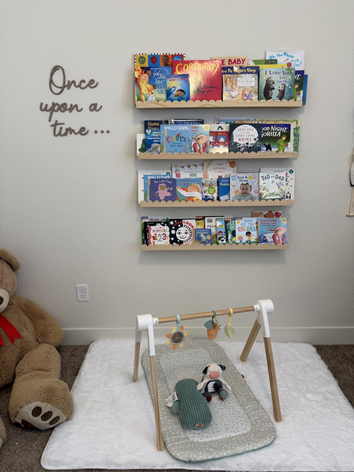 Shario Nursery Book Shelves, 4-Pack White Floating Shelves for Wall Kids, Scalloped Shelves, Wall Book Shelves for Bedroom Kids, Toddler Room, Baby Room, Nursery Decor customer photo 1