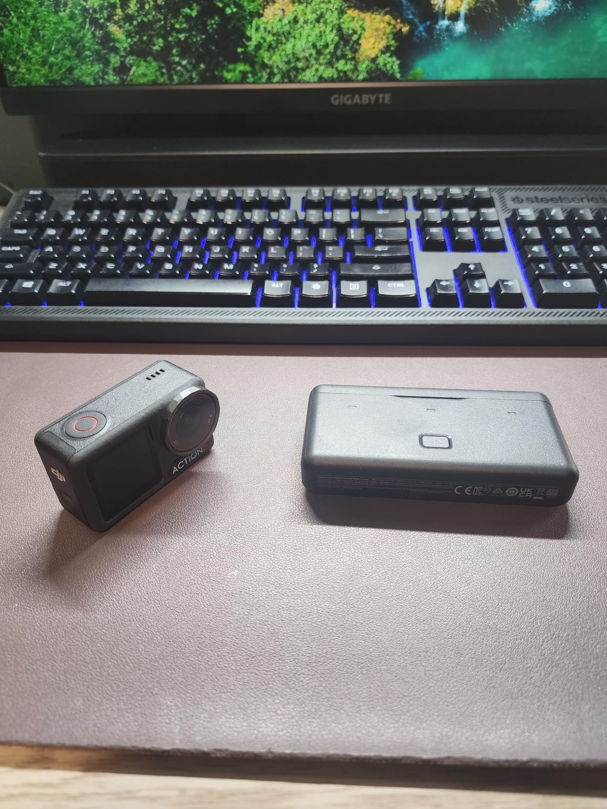 DJI Osmo Action 5 Pro Adventure Combo, Waterproof Action Camera customer photo 2