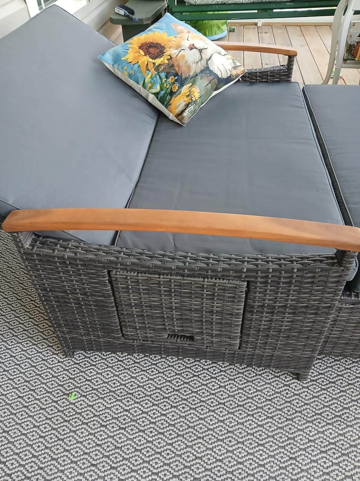 LDAILY Moccha Outdoor Wicker Daybed, Patio Rattan Loveseat Sofa w/ 4-Level Adjustable Backrest, Folding Panels, Storage Ottoman & Cushions, Lounge Furniture Set for Poolside Backyard Porch (Beige) customer photo 2