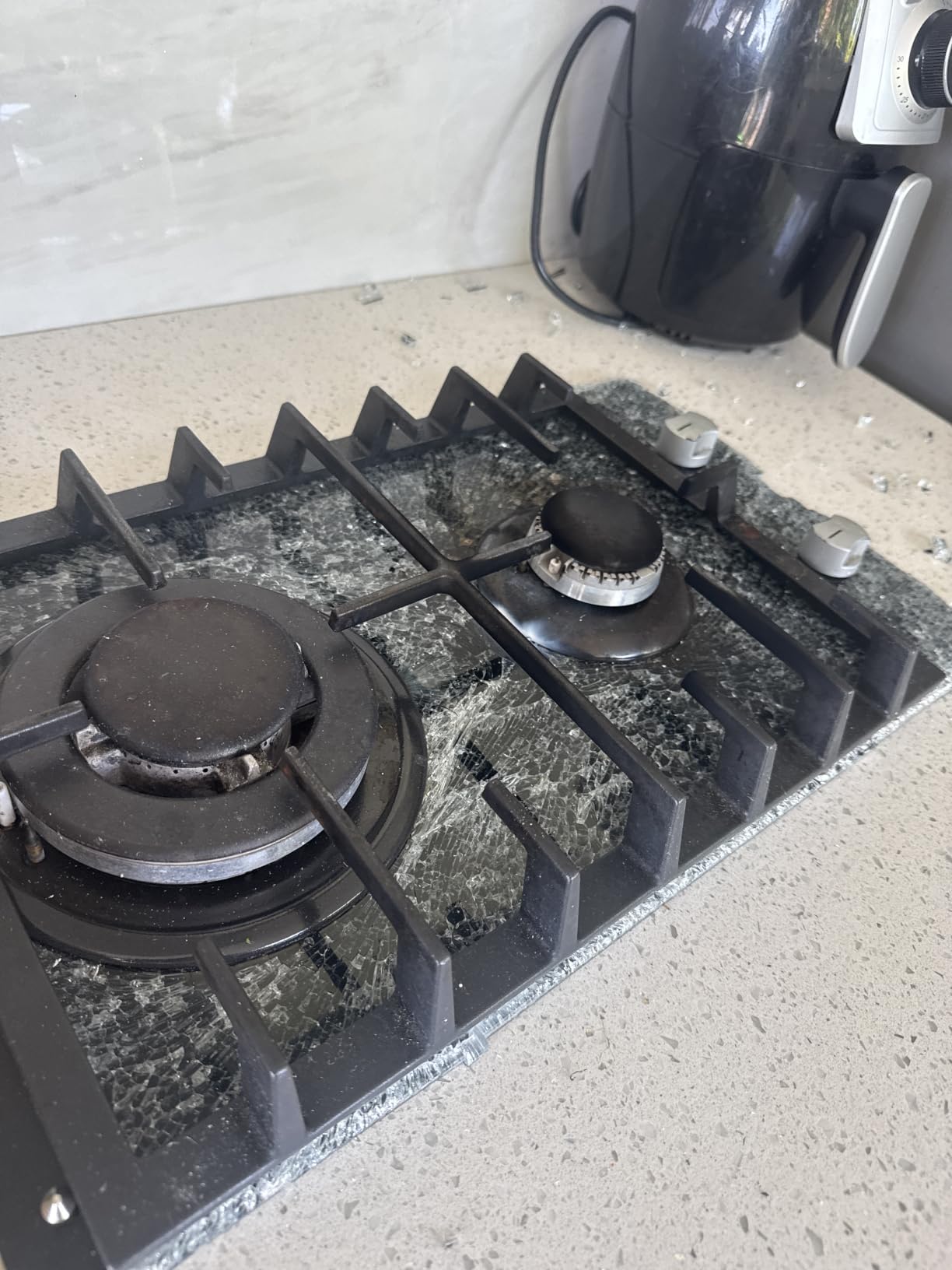 Gas Cooktop 30 Inch, Amzgachfktch 5 Burners Propane Stove, Built-in NG/LPG Convertible Gas Stove Top, Black Tempered Glass Propane Cooktop with Thermocouple Protection customer photo 2