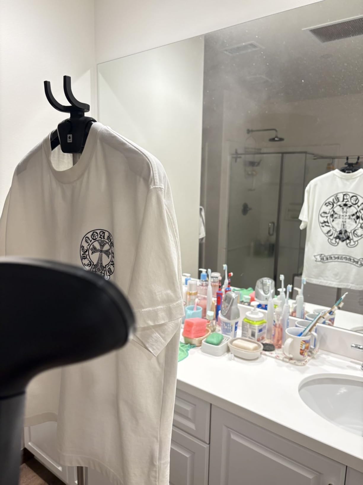 Steamer for Clothes, Jenaely 1500W Standing Garment Steamers, 35s Fast Heat-up, 80 Mins of Continuous Powerful Steam with 2.8L Water Tank, Pants Clip & Children's Clothing Hanger customer photo 2