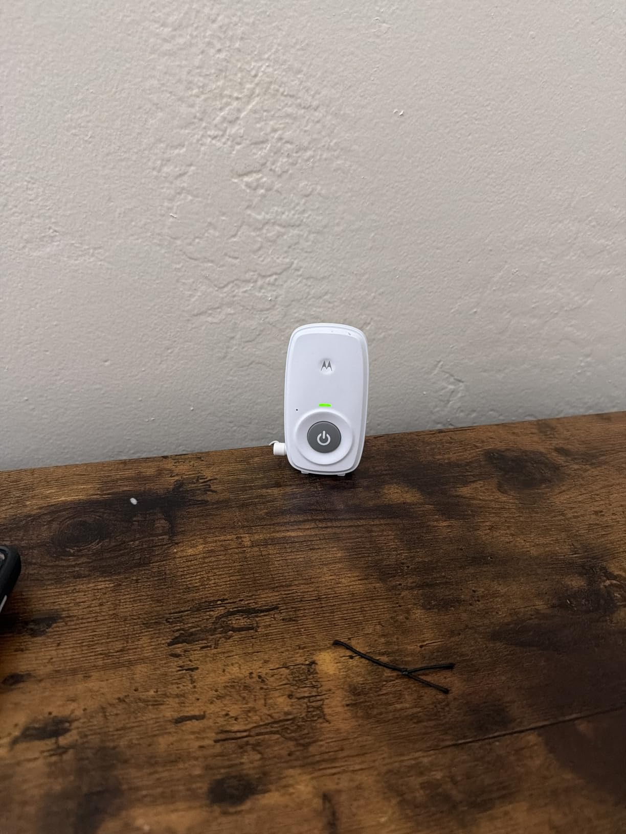 Motorola Nursery Audio Baby Monitor, No WiFi, Long Range 1000 ft, Volume Control, DECT Private Connection, Cry Detection, Portable Battery Parent Unit, Ideal for Safe Monitoring, No App, AM21 customer photo 1