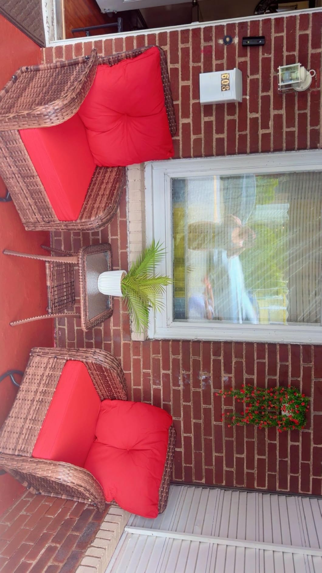wildformers Luxury Outdoor Swivel Wicker Glider Patio Chairs with Table Set customer photo 2