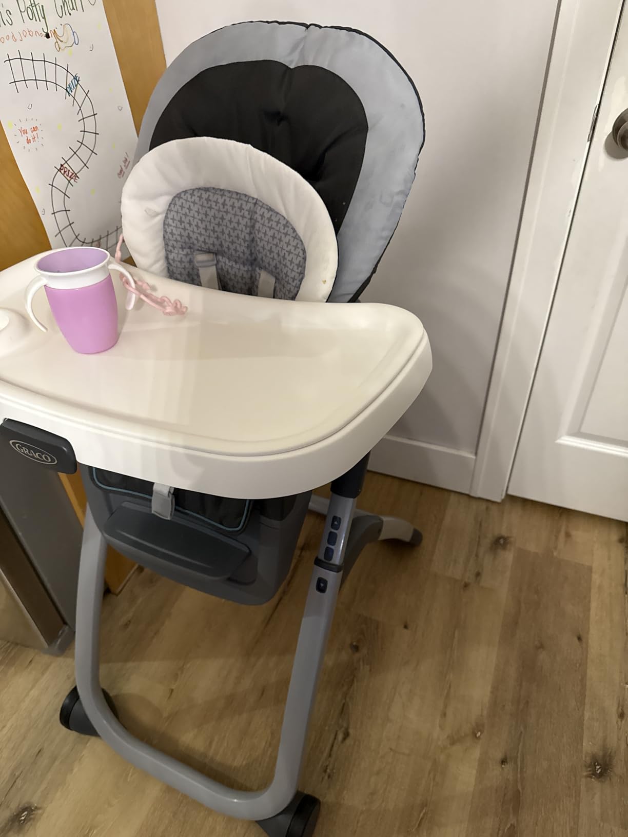 Graco DuoDiner DLX 6-in-1 Convertible Highchair, Arlo customer photo 1