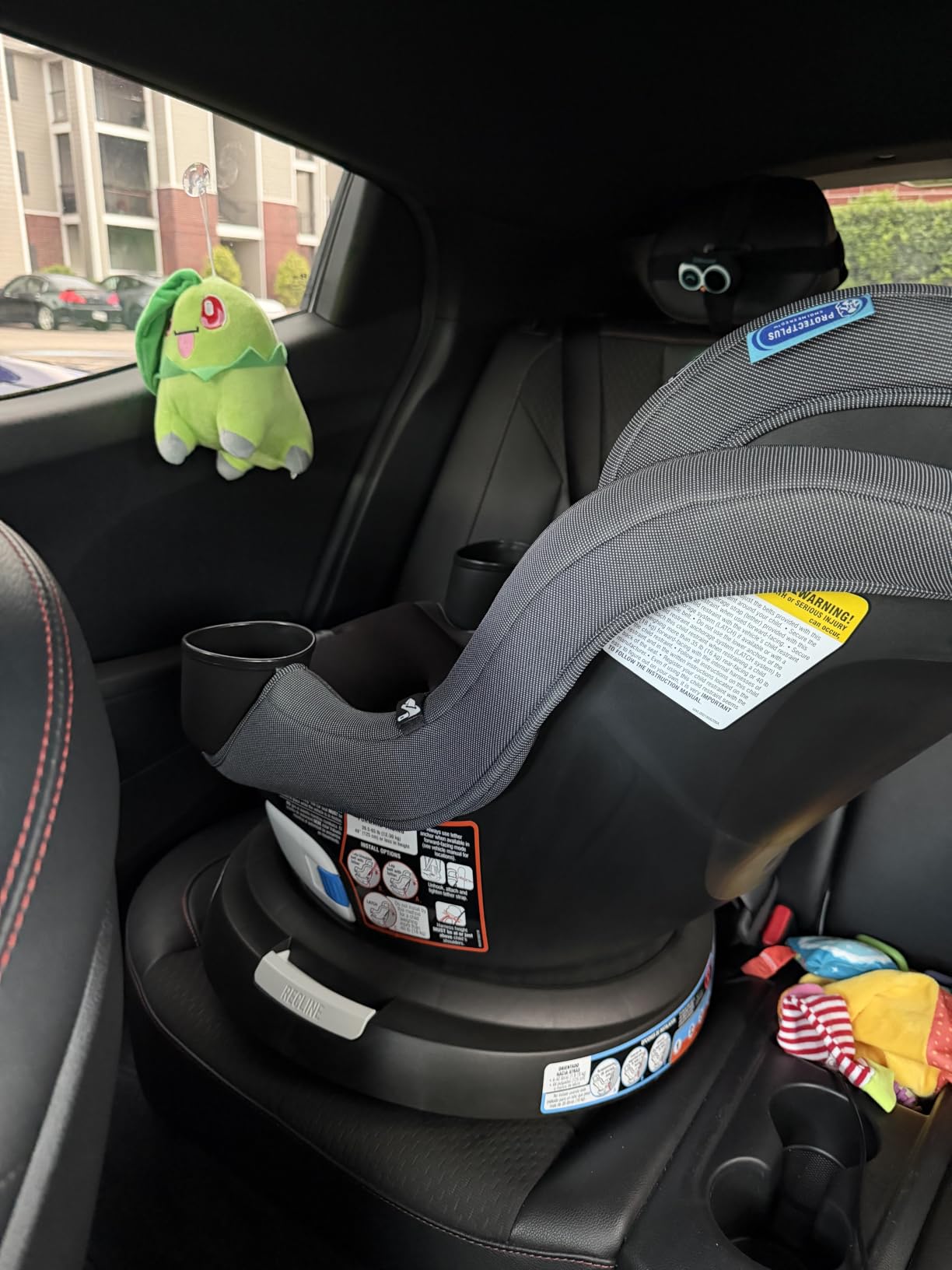 Graco EasyTurn 360 2-in-1 Rotating Convertible Car Seat, Cyran customer photo 2