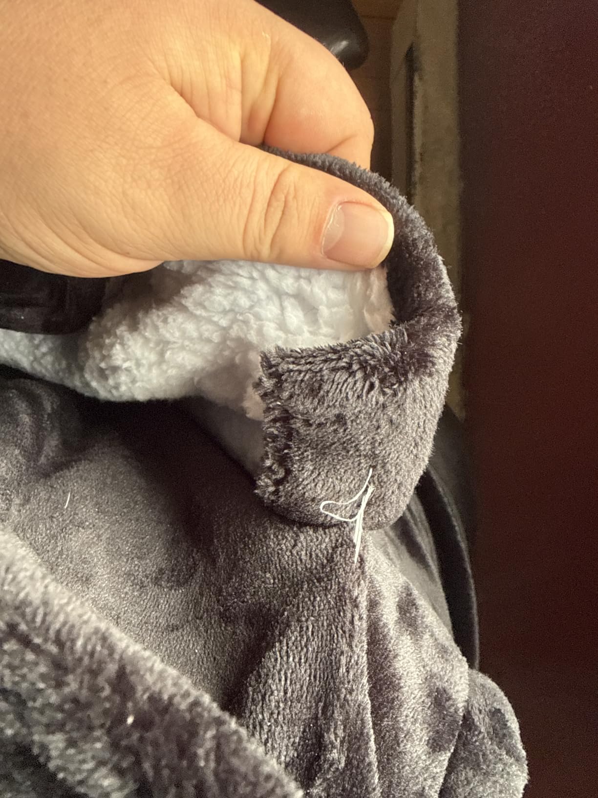 KFUBUO Wearable Heated Blanket Cordless Oversized Hoodie Sweatshirt customer photo 1