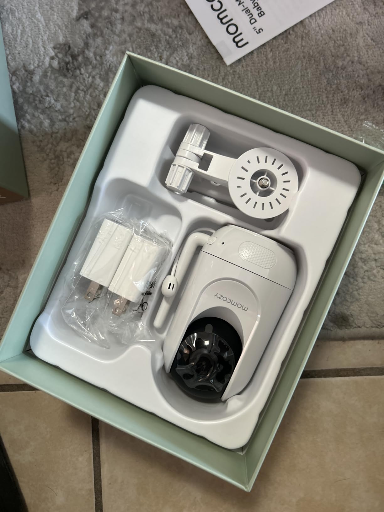 Momcozy Smart WiFi Baby Monitor with Camera and Audio,5
