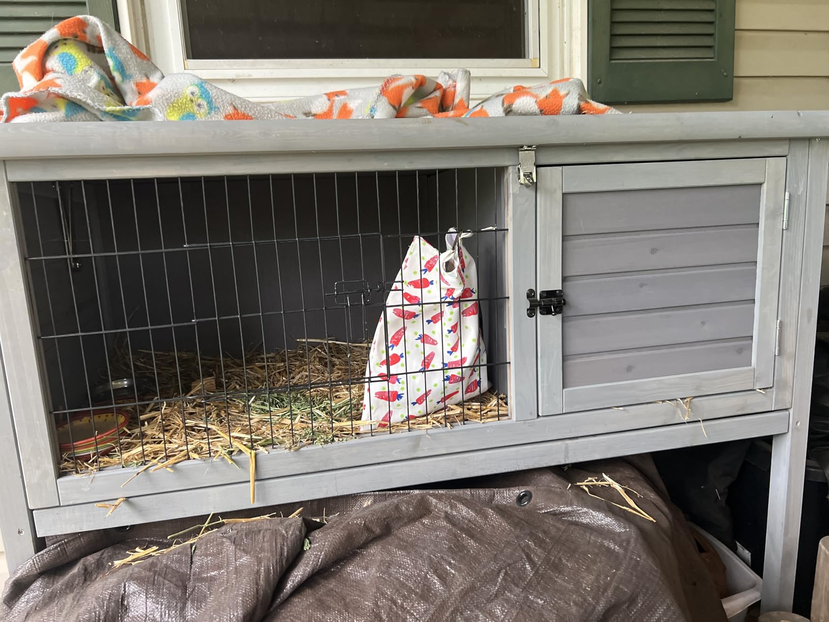 UPINS 2Pack Guinea Pig Hay Feeder Bag,Bunny Rabbit Cage Bag Hanging Holder customer photo 2