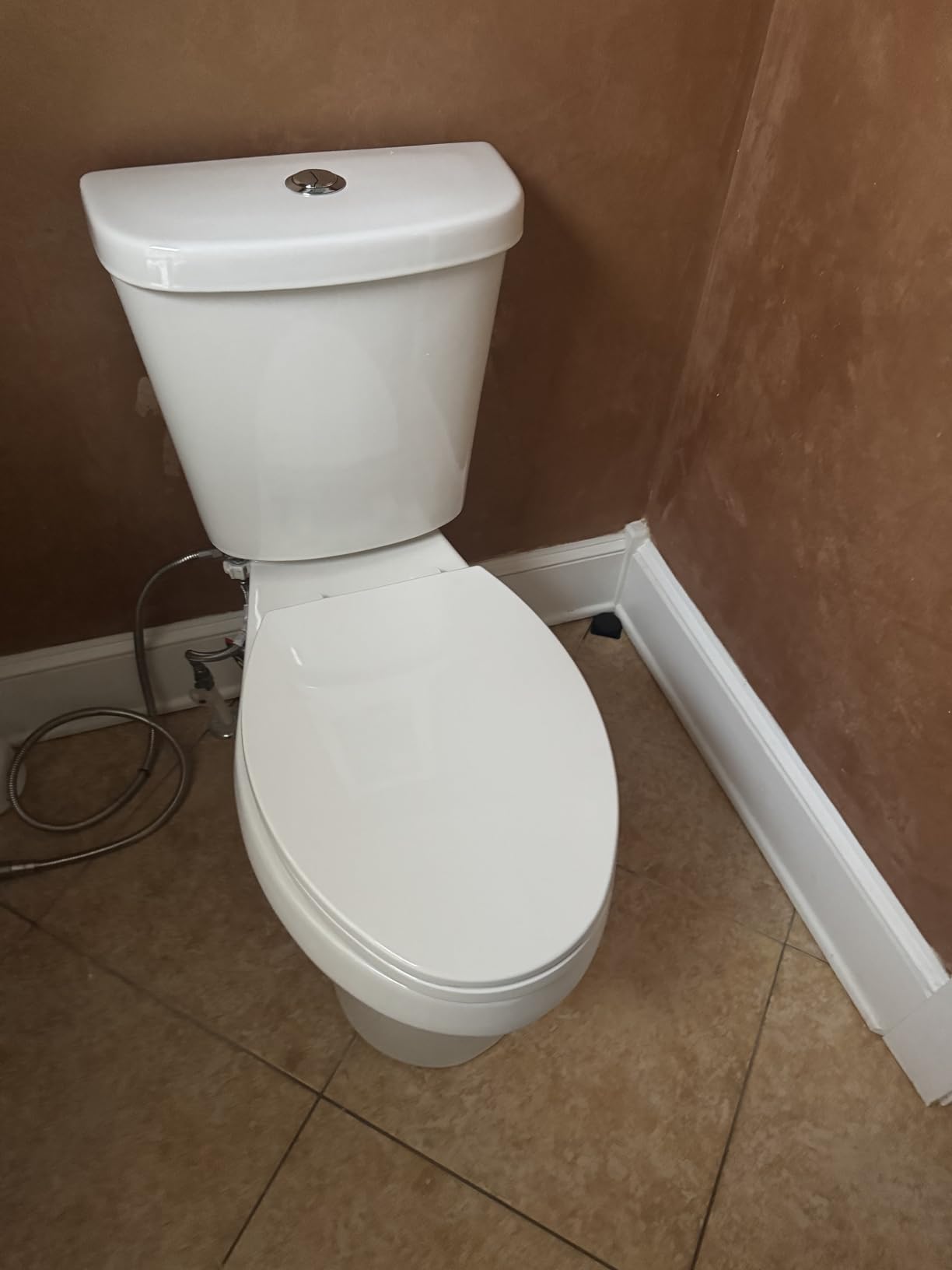 HOROW 17 Inch High Round Toilet with ADA Chair Height, Two Piece Toilet with 1.1/1.6 GPF Dual Flush, MAP 1000g, Extra Tall Bowl for Tall Person & Seniors, HR-R17D customer photo 1