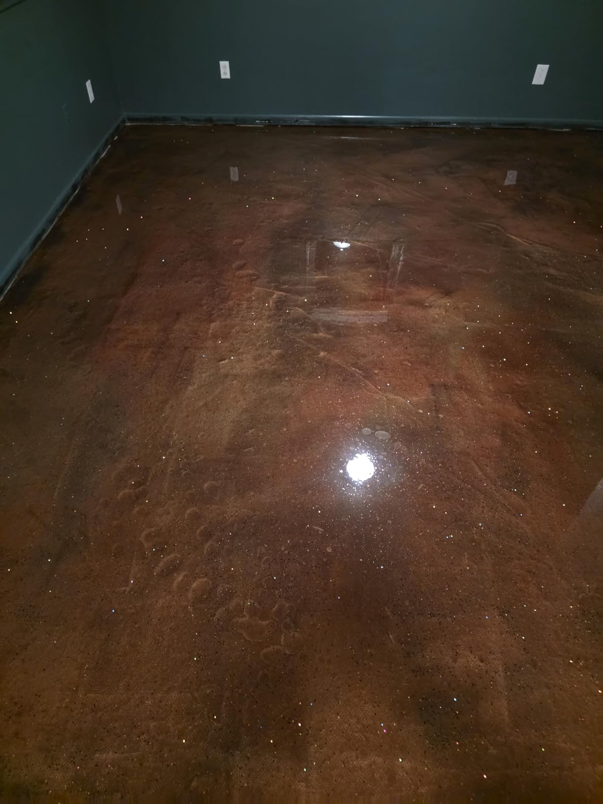 Epoxy Resin Coating 3 Gallon Kit - Haze Gray - Standard Cure Speed - For Floors, Counter Tops, Garages & More -100% Solids -2 Components - Self Leveling, Chemical Resistant, Solvent-Free customer photo 1