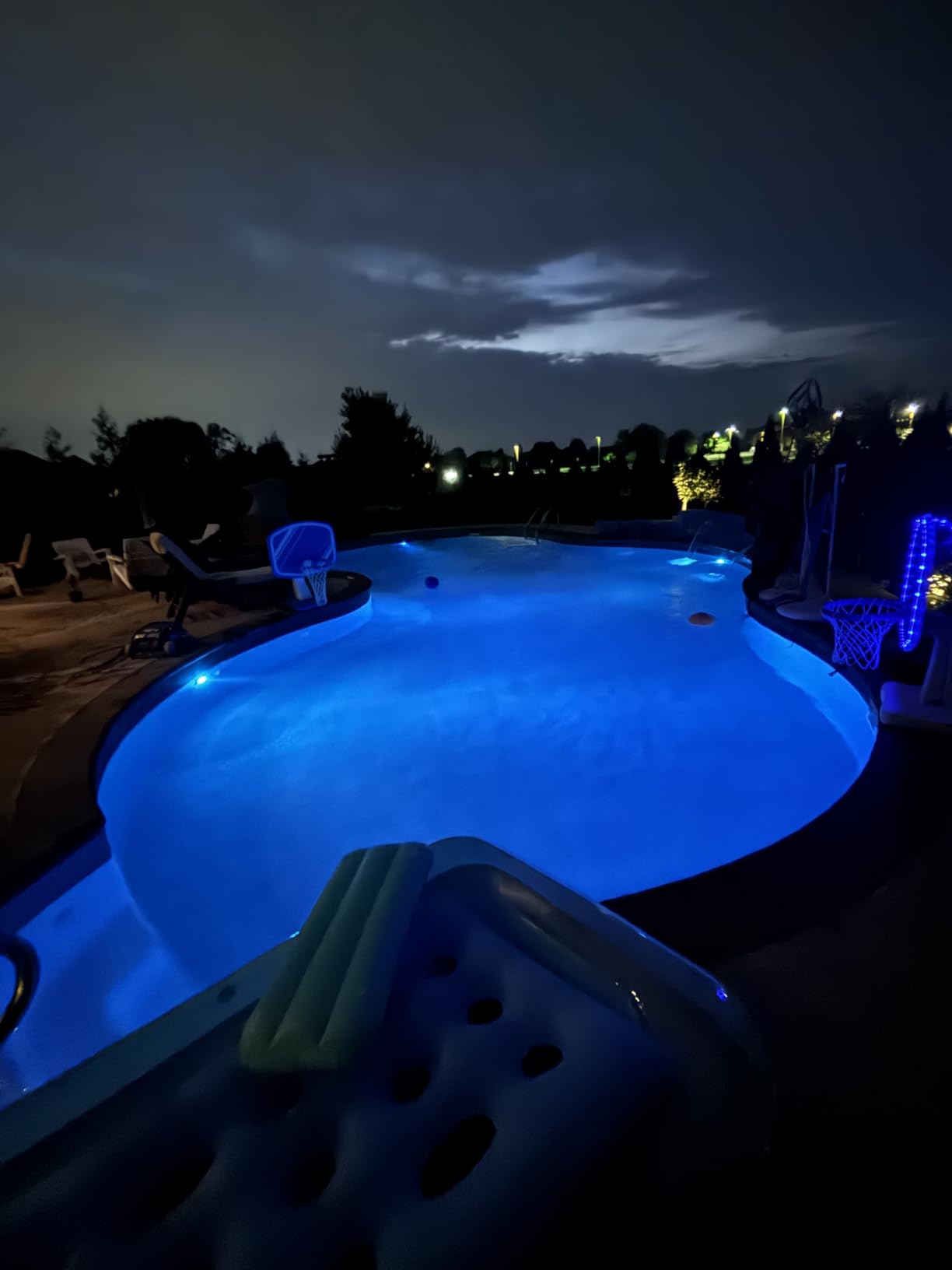 HL Pool Lights,Rechargeable Submersible LED Lights with Remote customer photo 2