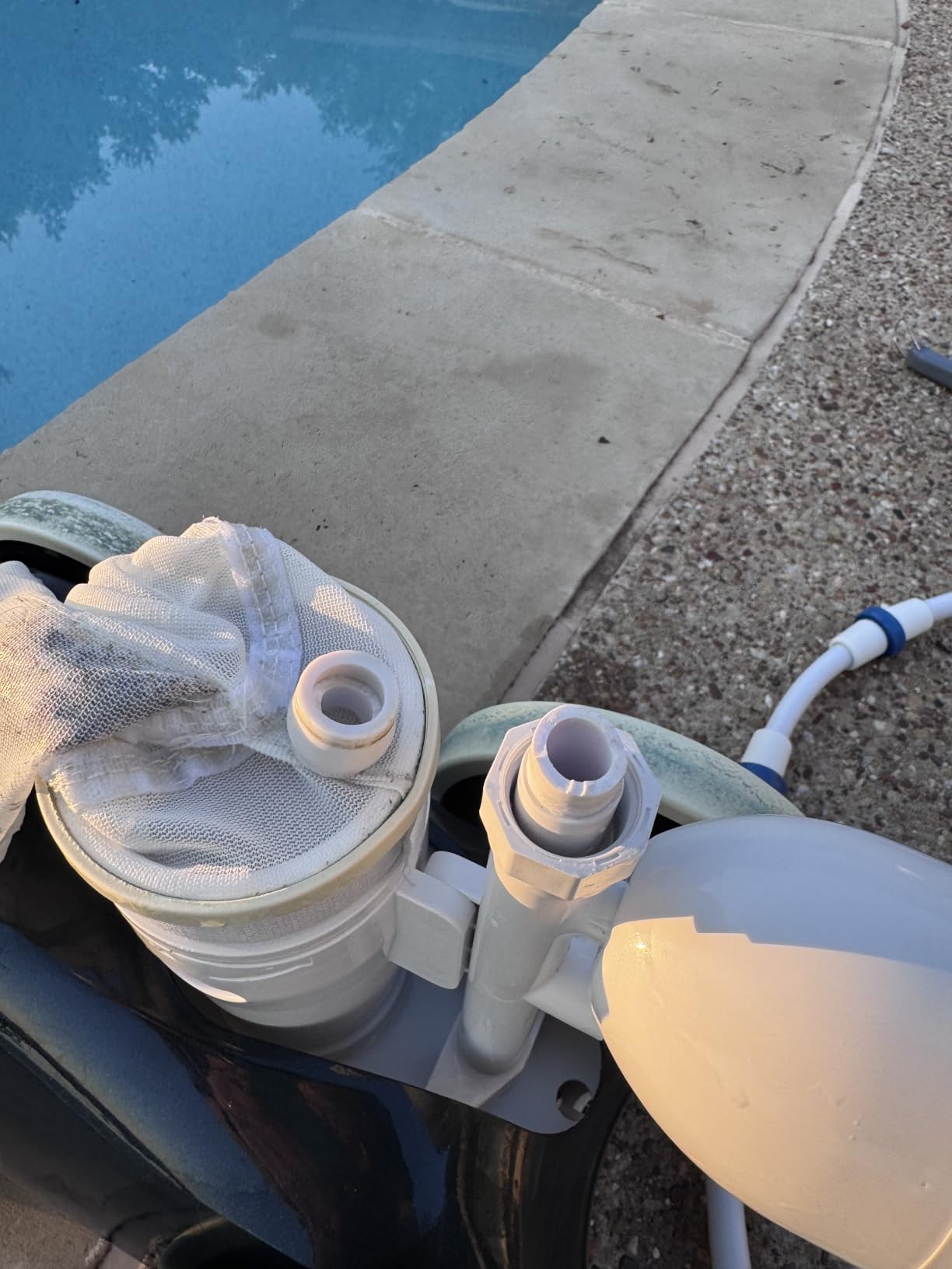 MAKHOON Upgrade Pool Pressure Side Sweeper – Professional Pool Cleaner for Efficient Swimming Pool Cleaning, Stable 4-Wheel Structure Design customer photo 1