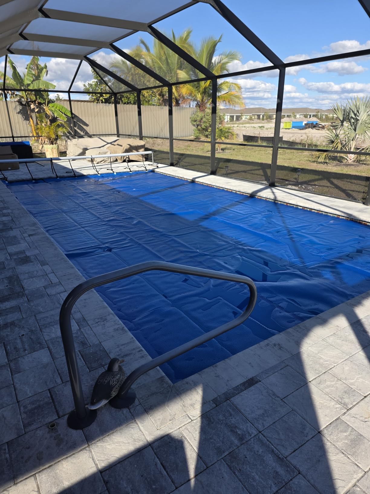 Real Relax 16 mil Solar Pool Cover, 16 x 32 ft Rectangle Bubble Blanket customer photo 2