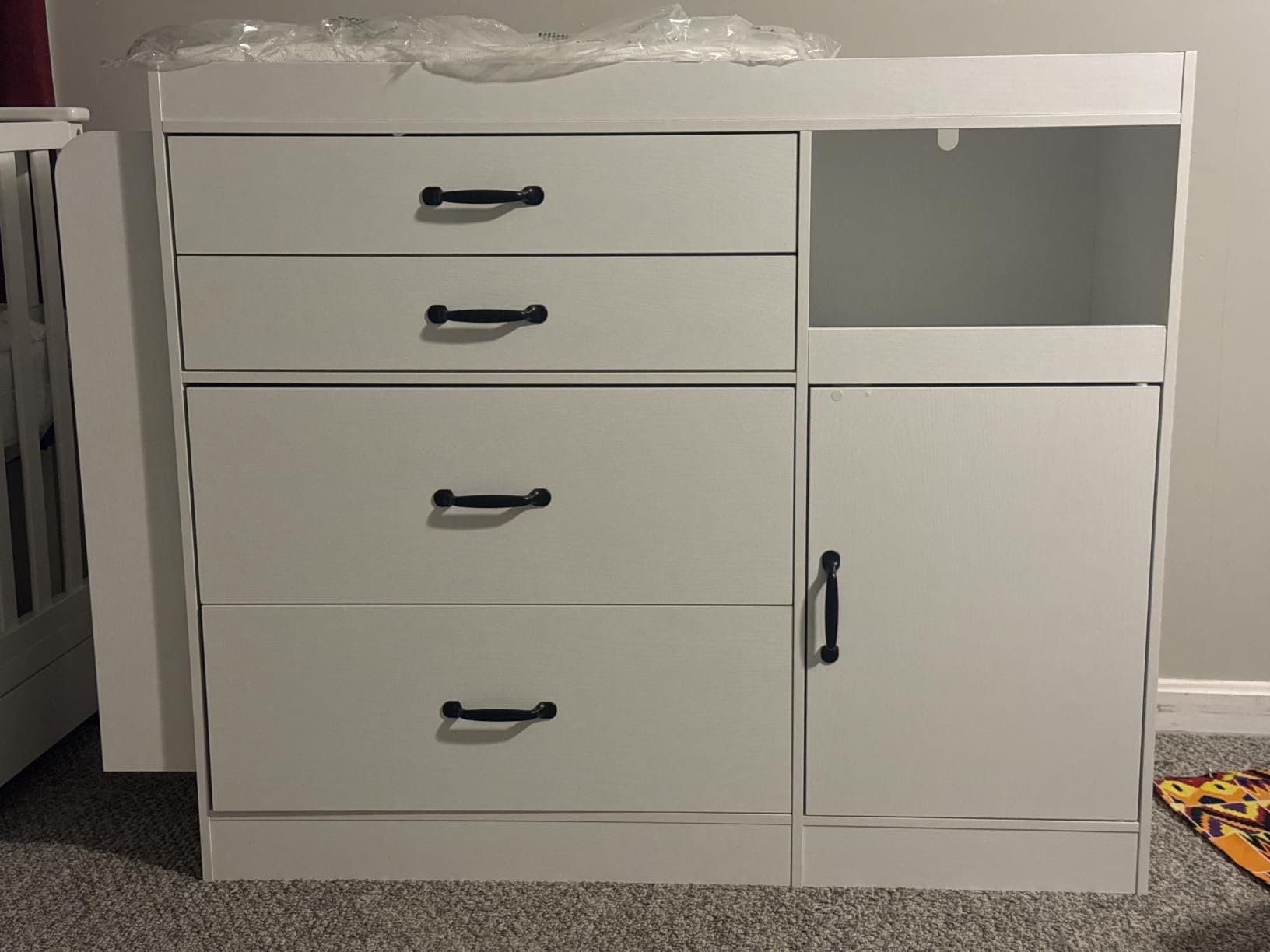 Bigbiglife Changing Table Dresser, Baby Nursery Dresser with 4 Drawers & 1 Cabinet & 3 Open Shelves Storage, Modern Diaper Changing Station for Children's Room, Changing Pad Included, White customer photo 2