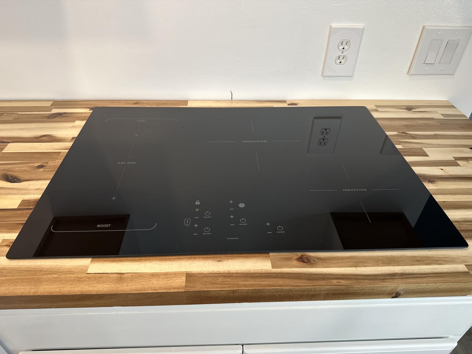 36 Inch Induction Cooktop 5 Burner, Built-In, 10800W 240V Hardwired customer photo 1