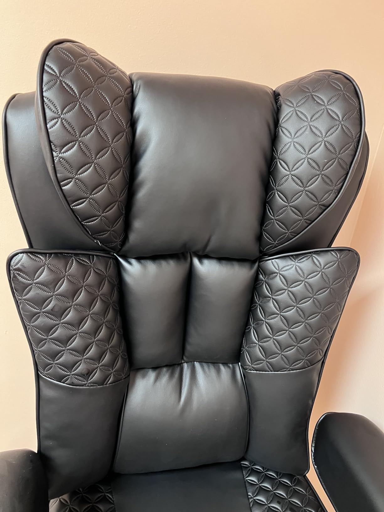 GTPLAYER Big and Tall Office Chair Wide Ergonomic Gaming Chair with Deluxe Embossing Designed Leather with Foot Rest,150°Reclining Adjustable Soft Armrests Pocket Spring Back Support and Pillow customer photo 1