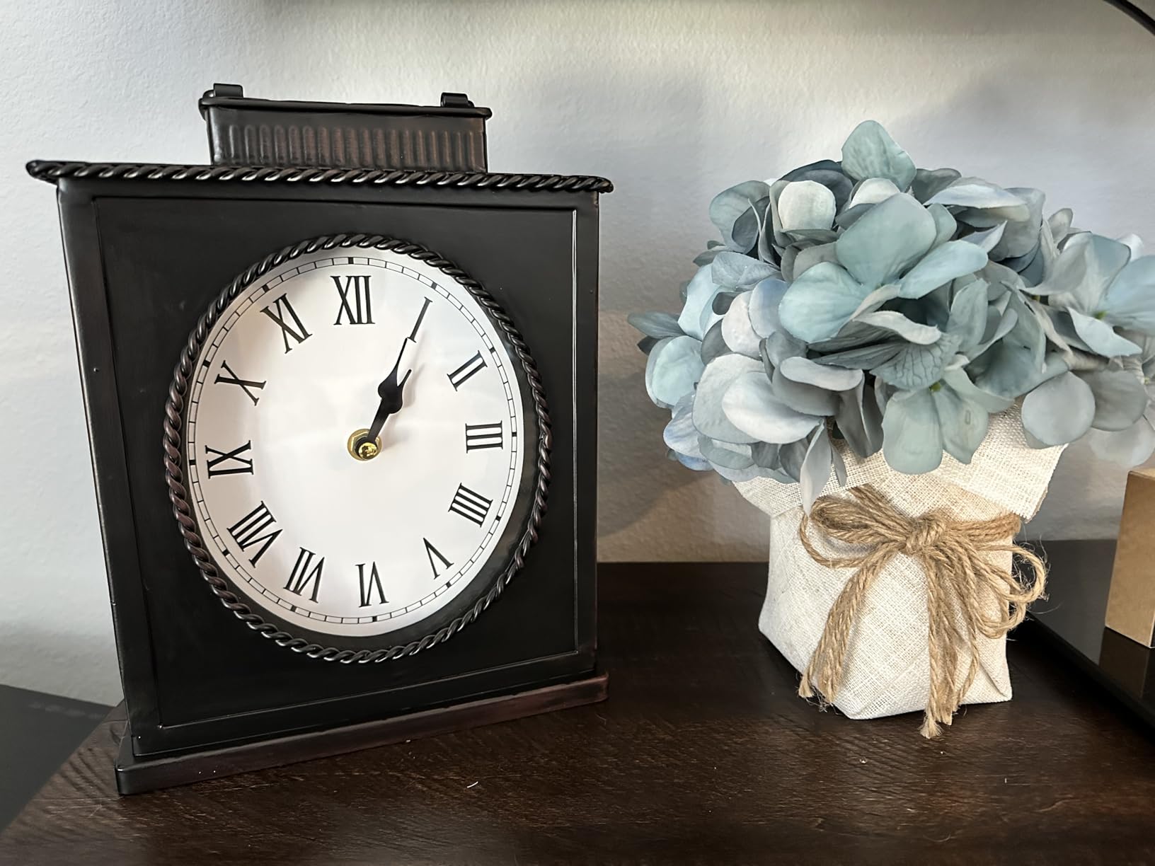 Vintage Mantel Clock, Large Rustic Distressed Metal Table Clock with Handle, Silent Non-Ticking Quartz Movement, Antique Brown Fireplace Shelf Desk Clock for Living Room Bedroom Office customer photo 2