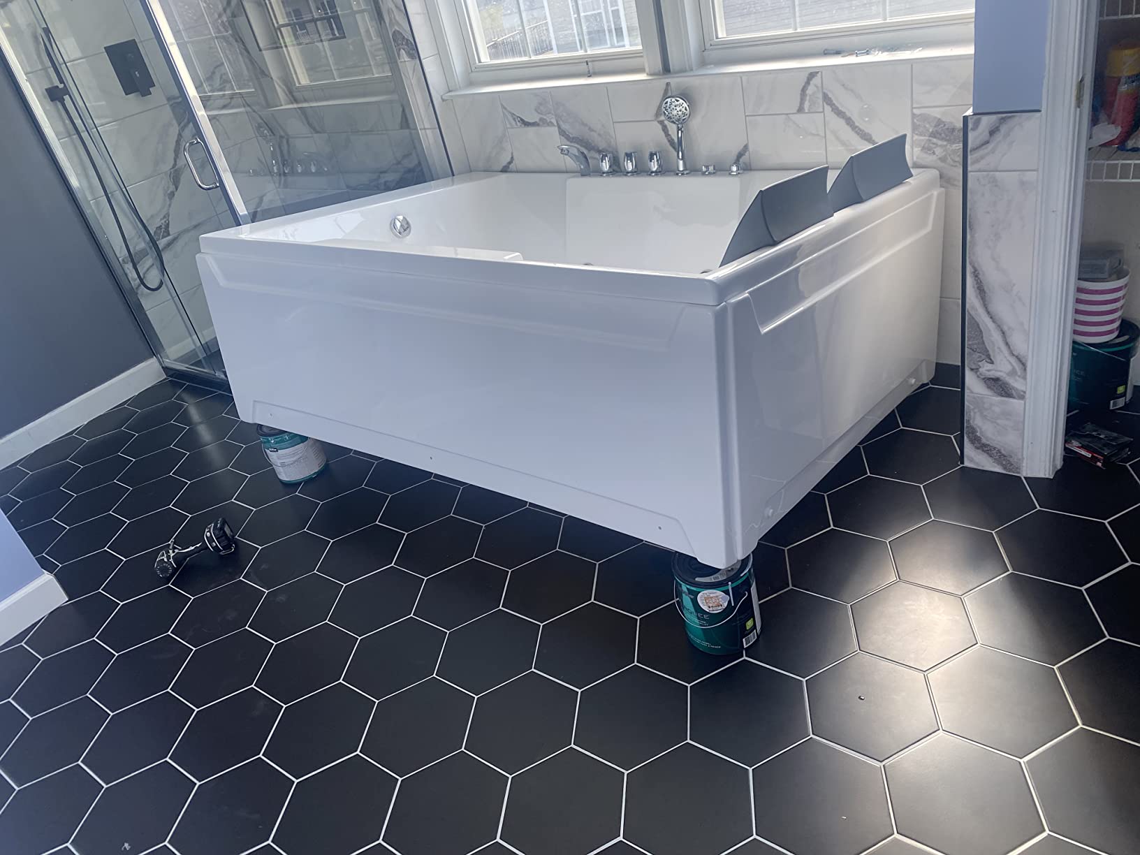 72-Inch Whirlpool Jetted Tub,Acrylic Hydro Massage Bathtub customer photo 1
