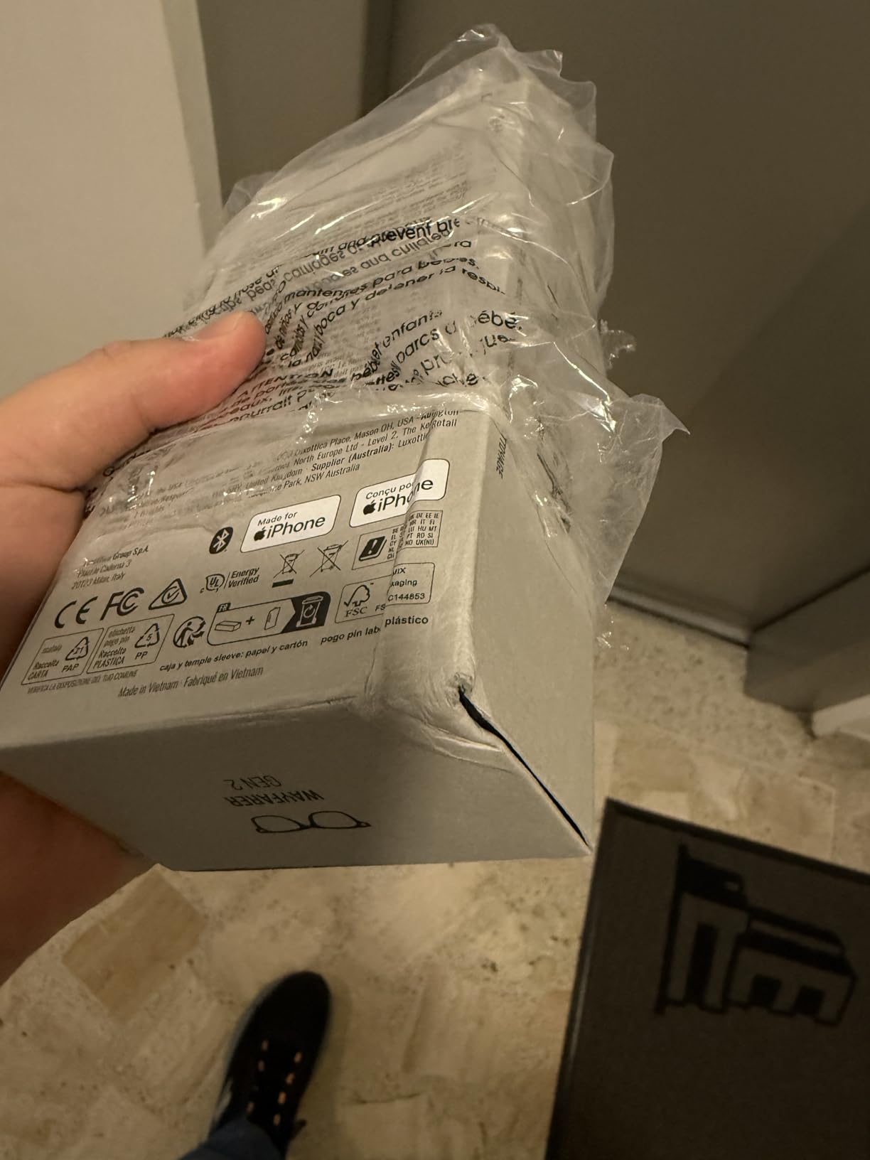 Meta Ray-Ban (Gen 2) Wayfarer Large Smart AI Glasses, Polarized Lenses customer photo 2