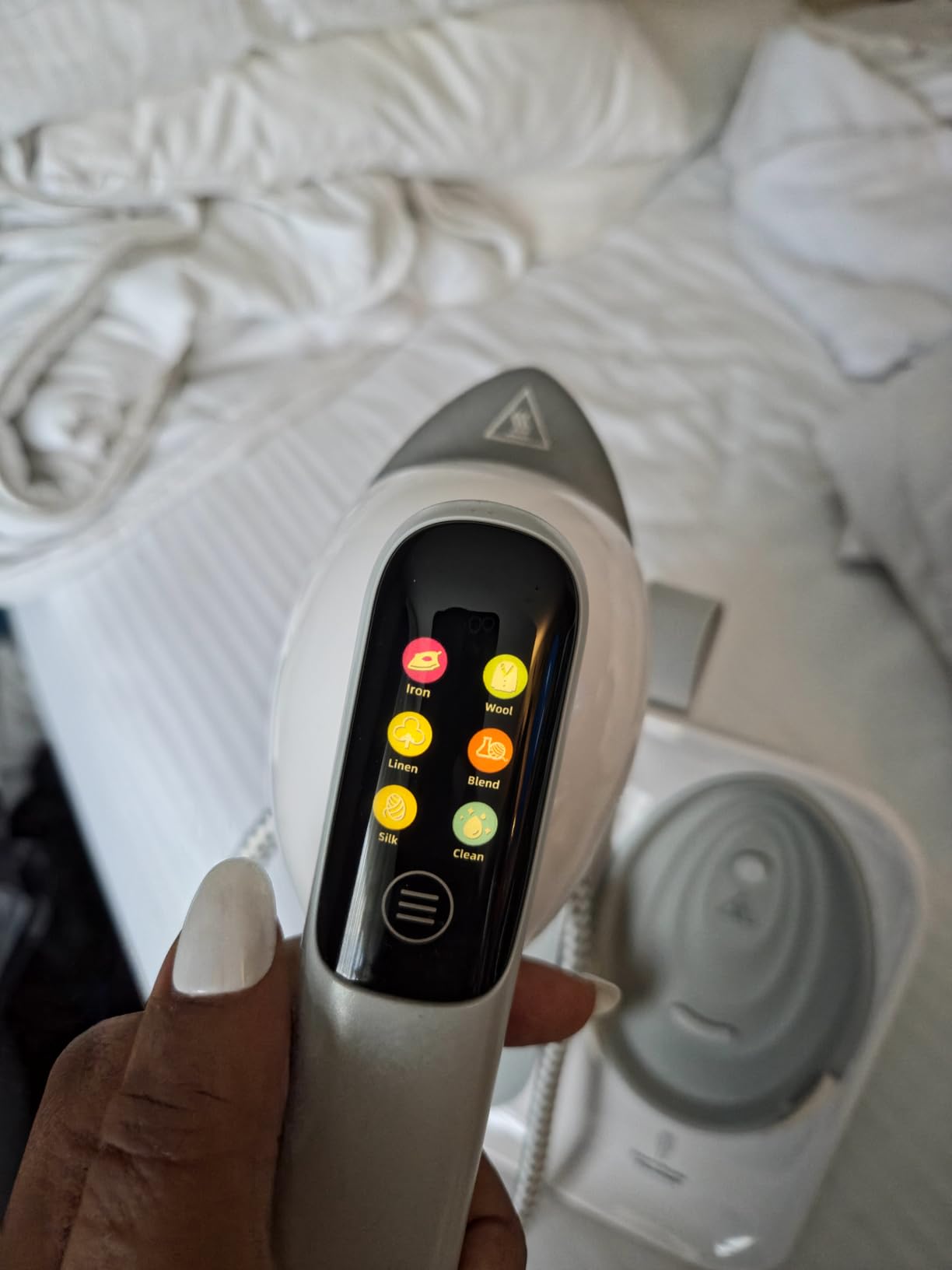 SALAV DuoPress Smart Deluxe Steam Station, Garment Steamer & Iron, 6ft Extra-Long Hose, Auto-Off Safety, Digital Display, 7 Steam Levels, 1.1L Water Tank, Dry Iron Mode & Steam Burst customer photo 2