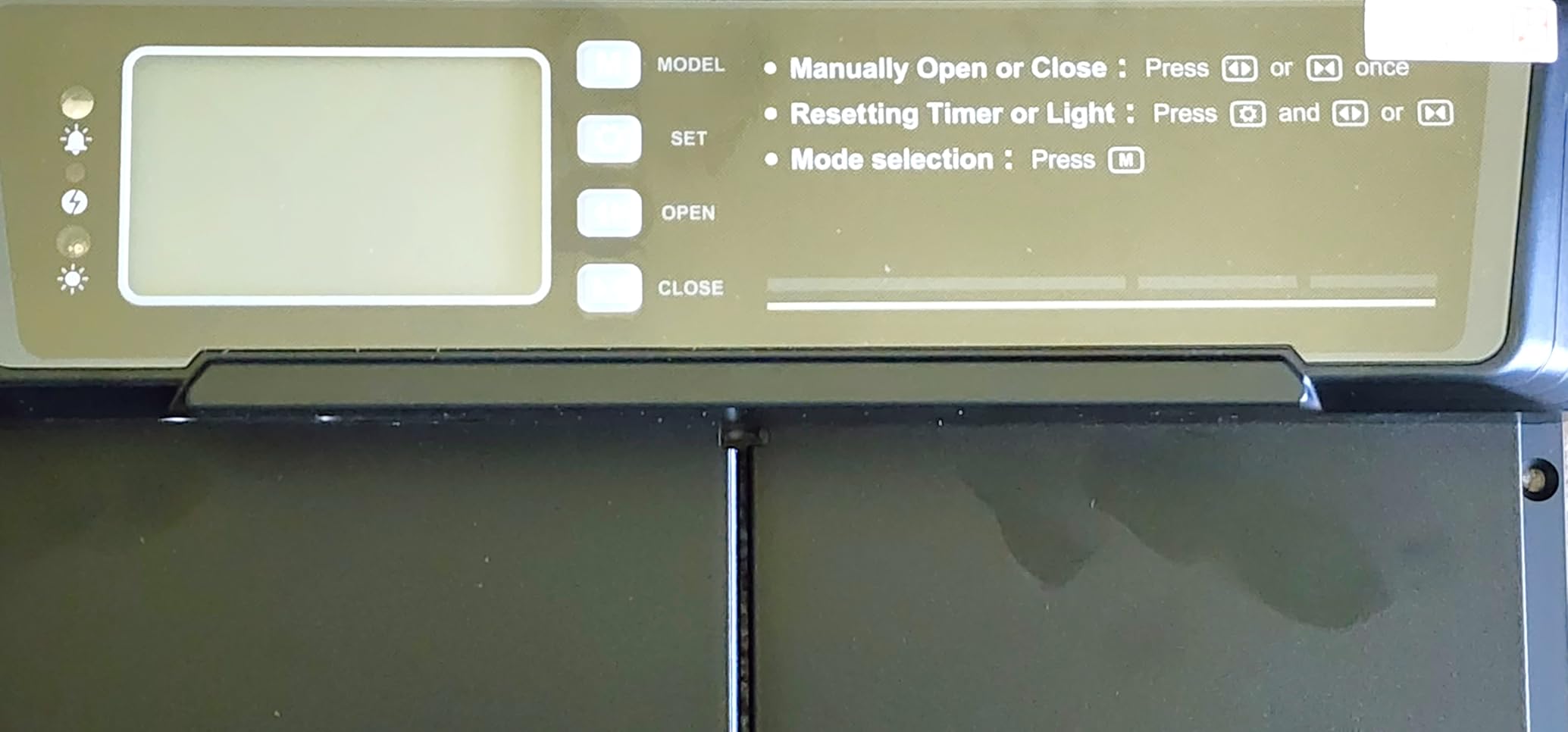 Large Size Automatic Chicken Coop Door Solar Powered - Timer/Light Sensor customer photo 1
