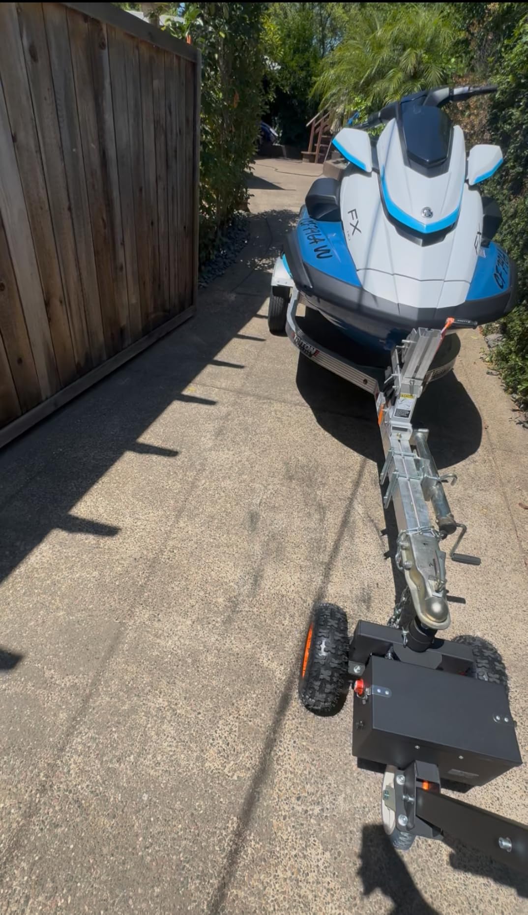 VEVOR Electric Trailer Dolly, 3600 lbs Max Trailer Weight 600 lbs Max Tongue Weight, DC 24V 800W Motorized Trailer Dolly with 2 & 1-7/8 Inch Hitch Balls for RV Campers, Cargo & Utility, Boat Trailers customer photo 1