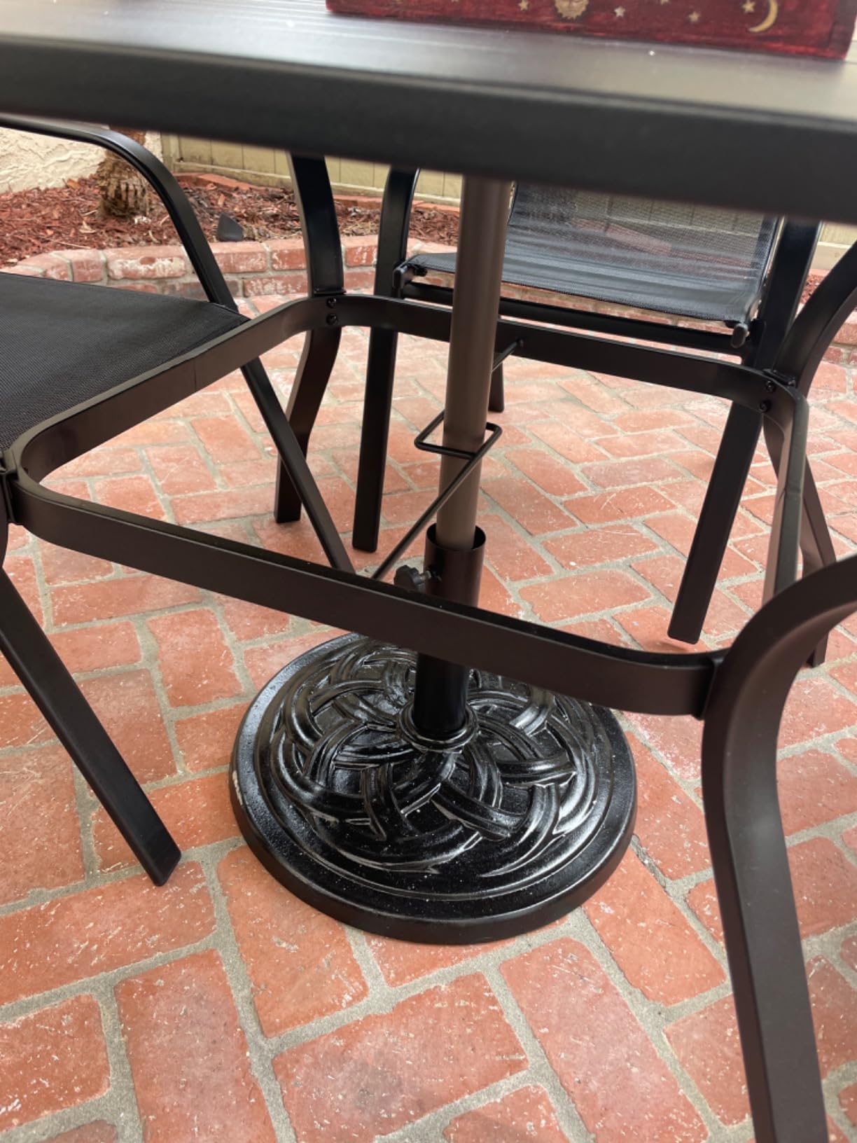 SUNCROWN 42 Inch Round Outdoor Patio Dining Table, All Weather Black Metal Steel Slat Table with 1.5