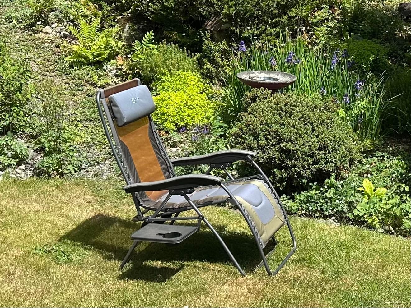 Portal Portable Zero Gravity Chair, Lounge Chair Outdoor Oversized Zero Gravity Chair Folding Lounge Chair with Adjustable Pillows and Cup Holder for Poolside and Lawn, Support 350lbs, Black, 1Pack customer photo 1