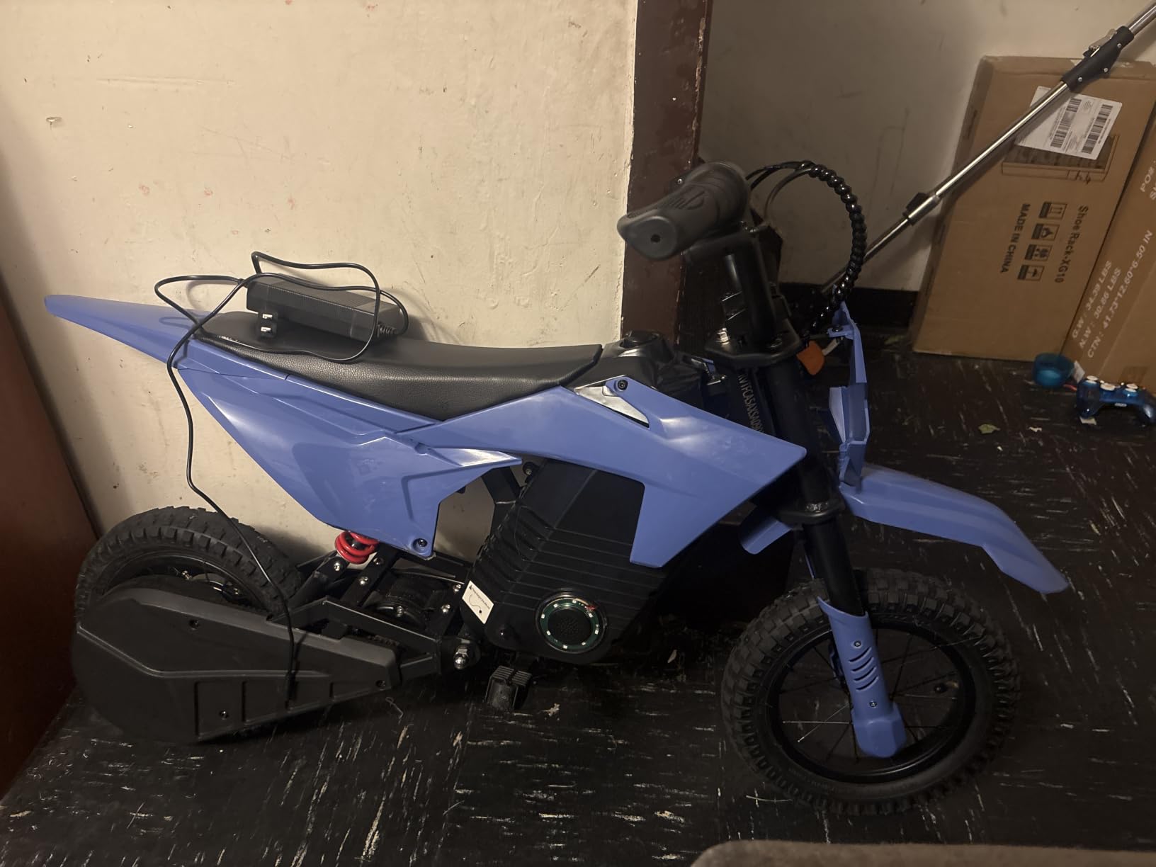 EK2 Kids Electric Dirt Bike, 36V 5.2Ah Battery, 700W Peak Motor customer photo 1