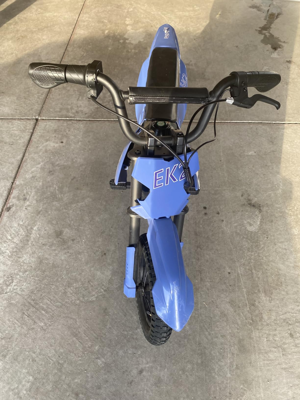 EK2 Kids Electric Dirt Bike, 36V 5.2Ah Battery, 700W Peak Motor customer photo 2