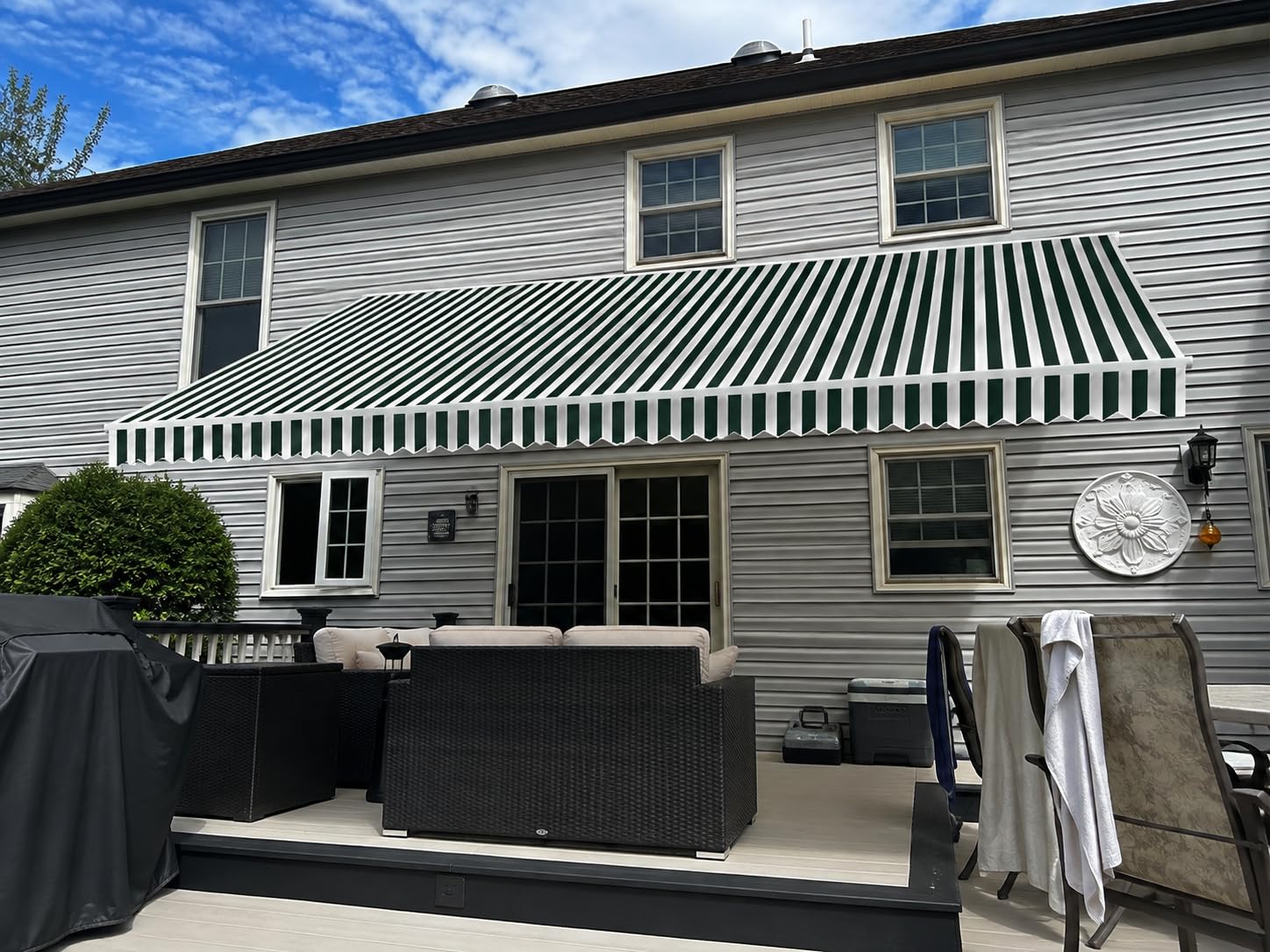 Aoxun 15x10FT Motorized Retractable Awning with Remote Control Manual Crank customer photo 1
