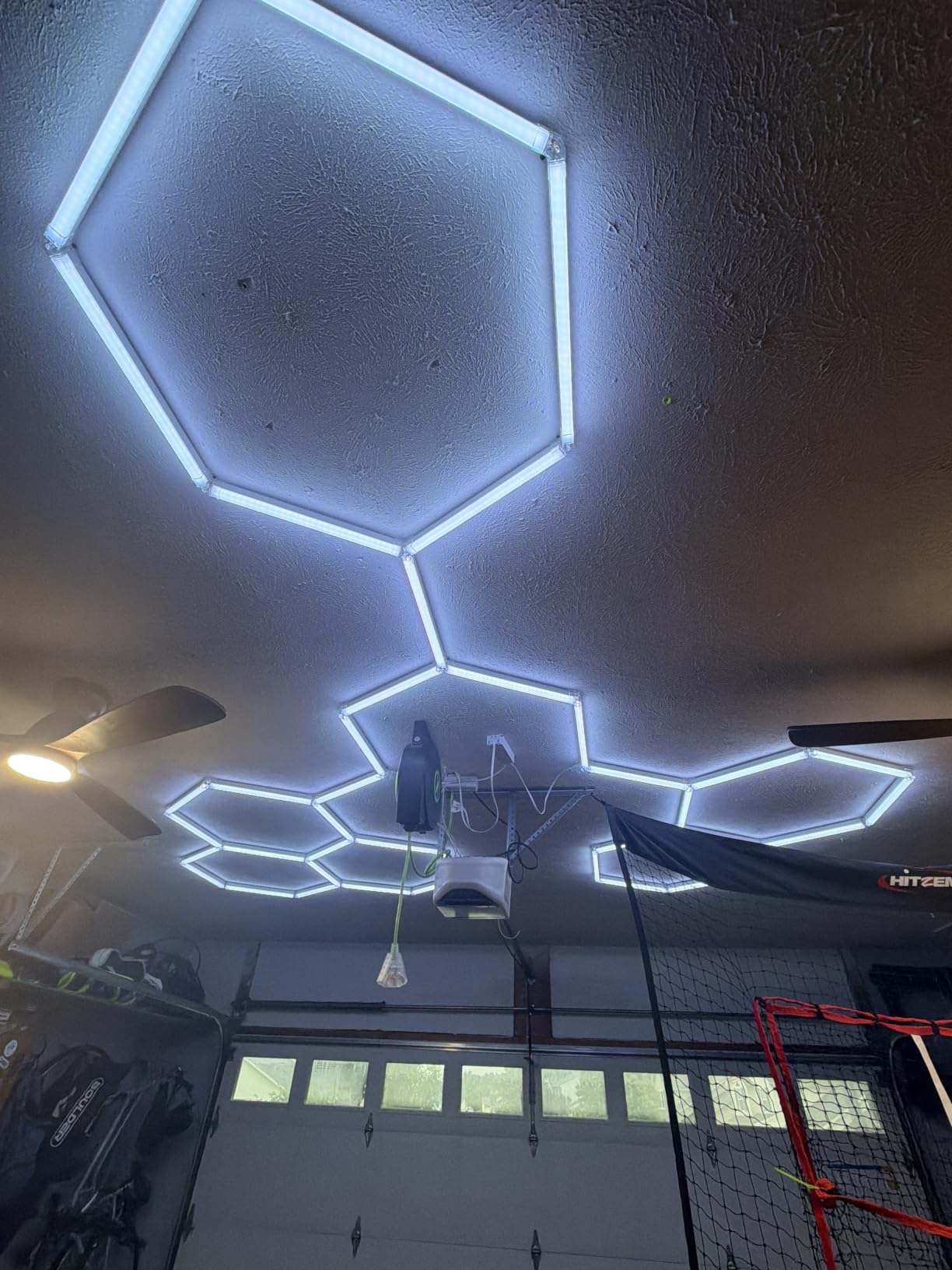 31Pack RGB Hexagon LED Garage Lights, Music Sync, APP Control, DIY Lighting customer photo 2
