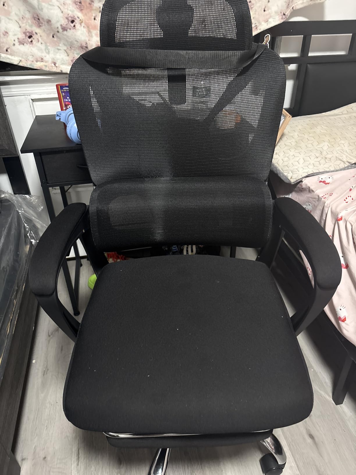Ergonomic Office Chair with Footrest, 90-145° Reclining Mesh Desk Chair customer photo 1