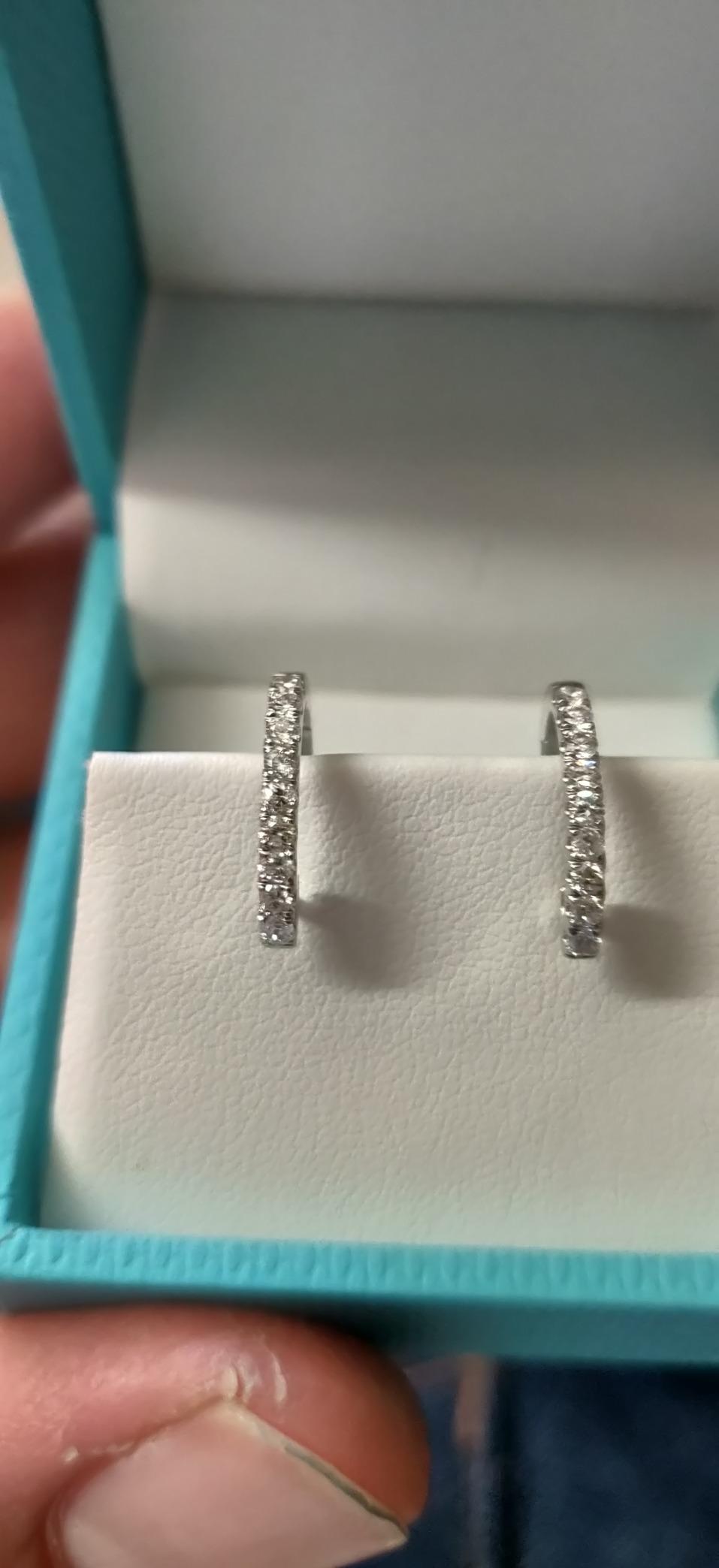 Privosa - Lab Grown Diamond Hoop Earrings for Women in 14K Gold customer photo 1