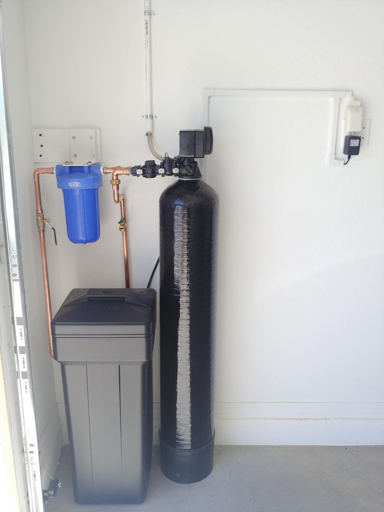 Loaded tank Metered water softener with 3/4