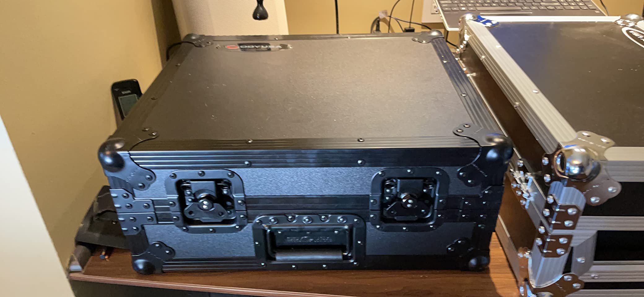 Odyssey FZ1200BL Black Label Turntable Flight Case customer photo 1