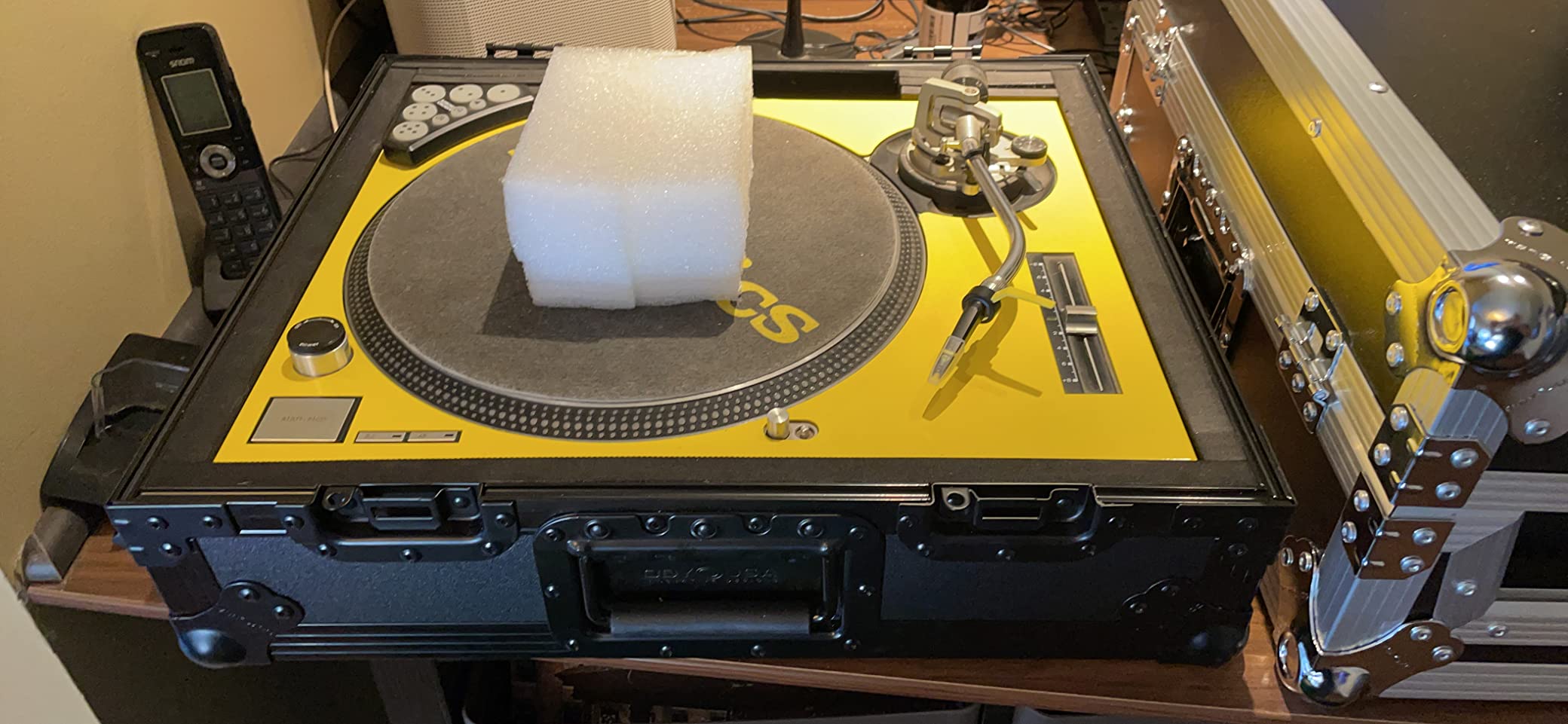 Odyssey FZ1200BL Black Label Turntable Flight Case customer photo 2