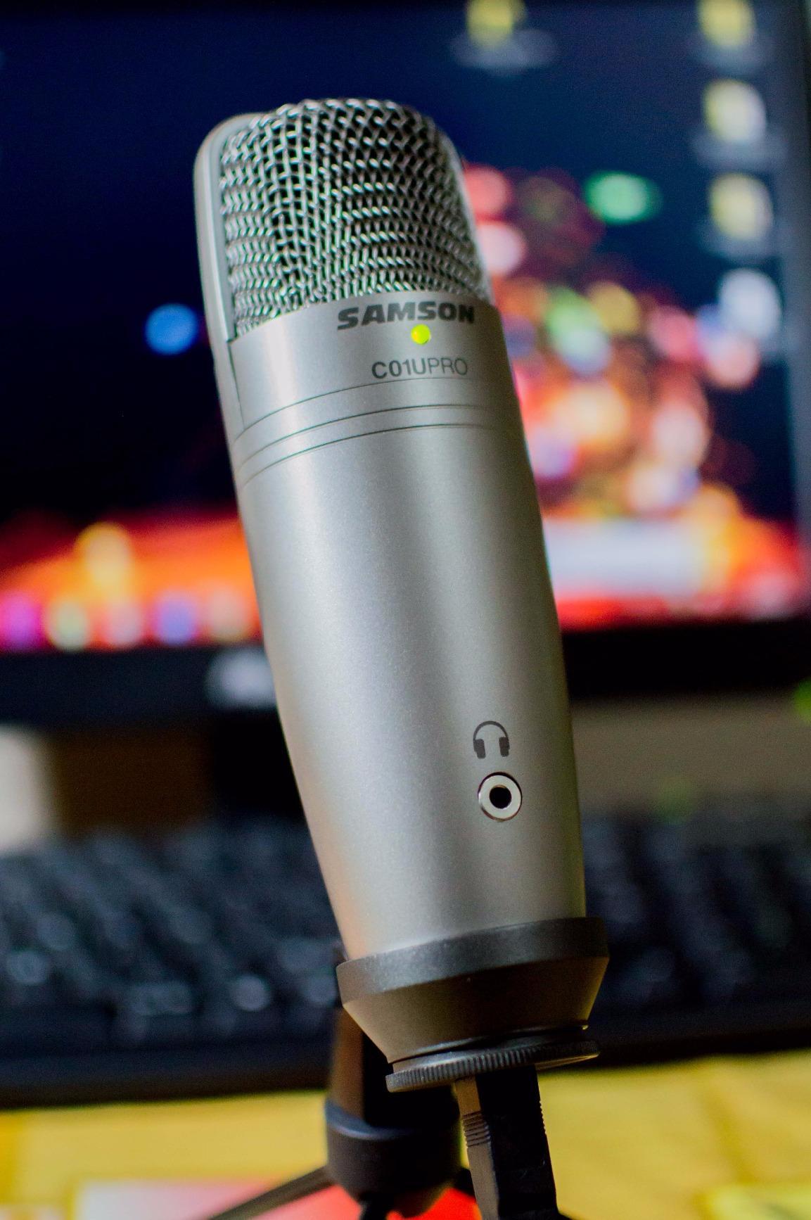 Samson C01U Pro - USB Studio Condenser Microphone customer photo 1