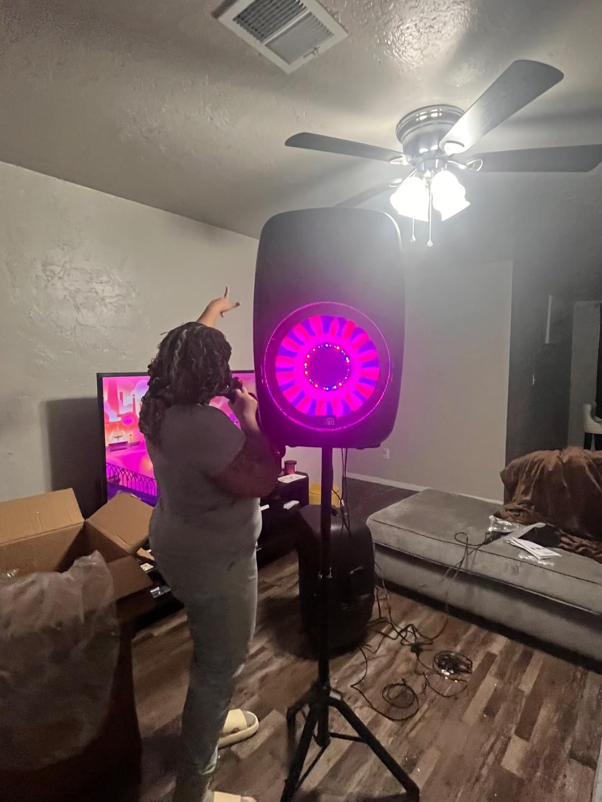 Acoustic Audio by Goldwood 1000W Bluetooth PA Speaker with LED, Mic & Stand customer photo 1