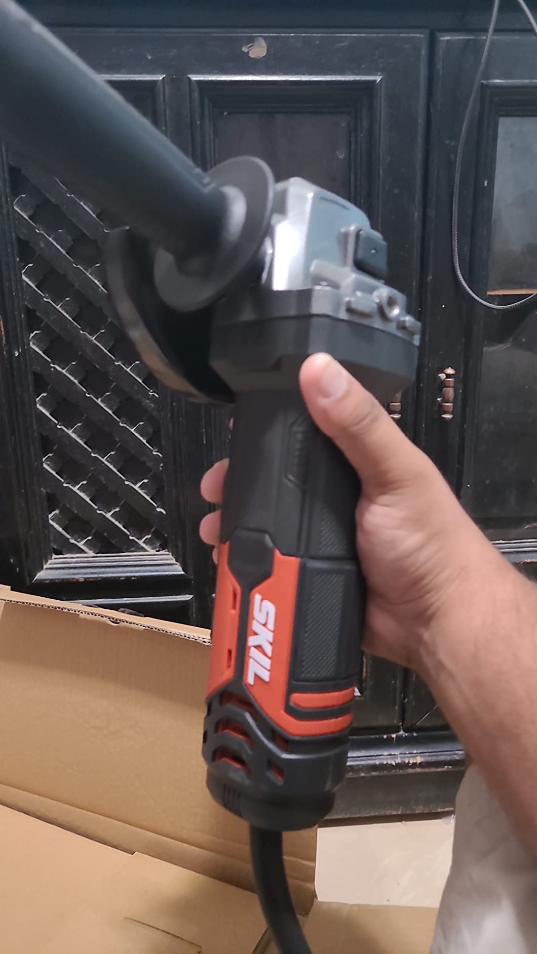 SKIL 8 Amp 5-Inch Corded Angle Grinder- AG242001 customer photo 1