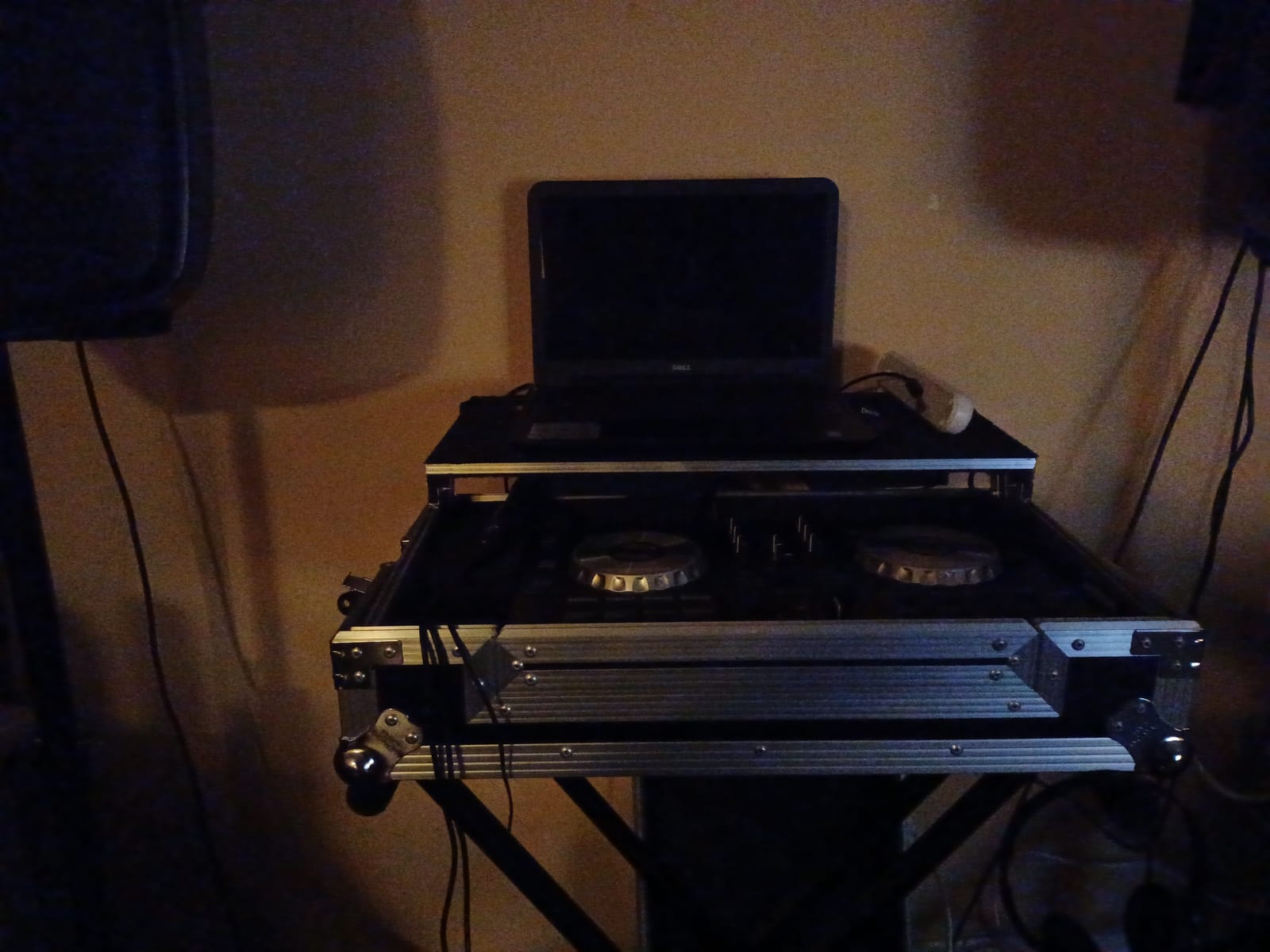 DJ Flight Case Fits Pioneer DDJ-SB3 with Glide Laptop Stand Harmony Cases customer photo 2