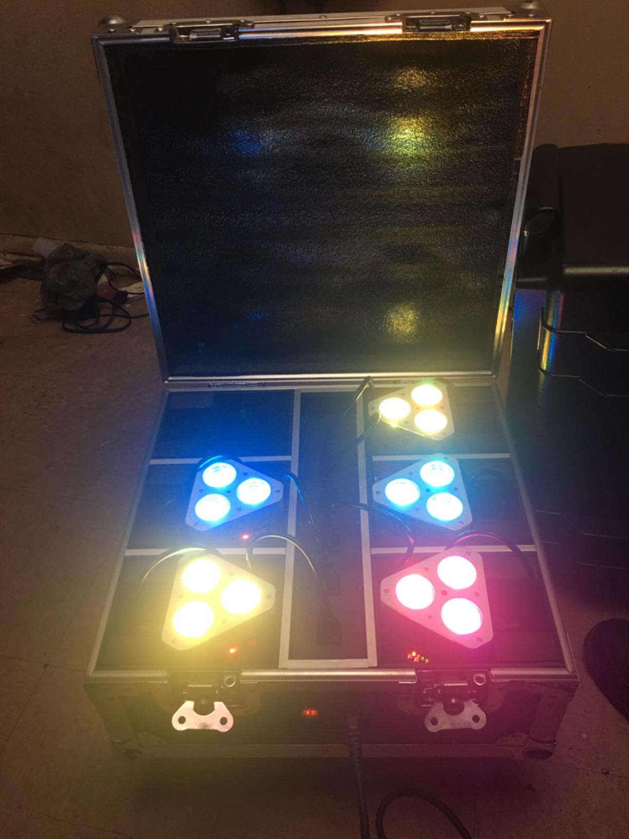 Rockville RockWedge LED 54W RGBWA+UV Rechargeable Wireless DMX Par Light customer photo 1