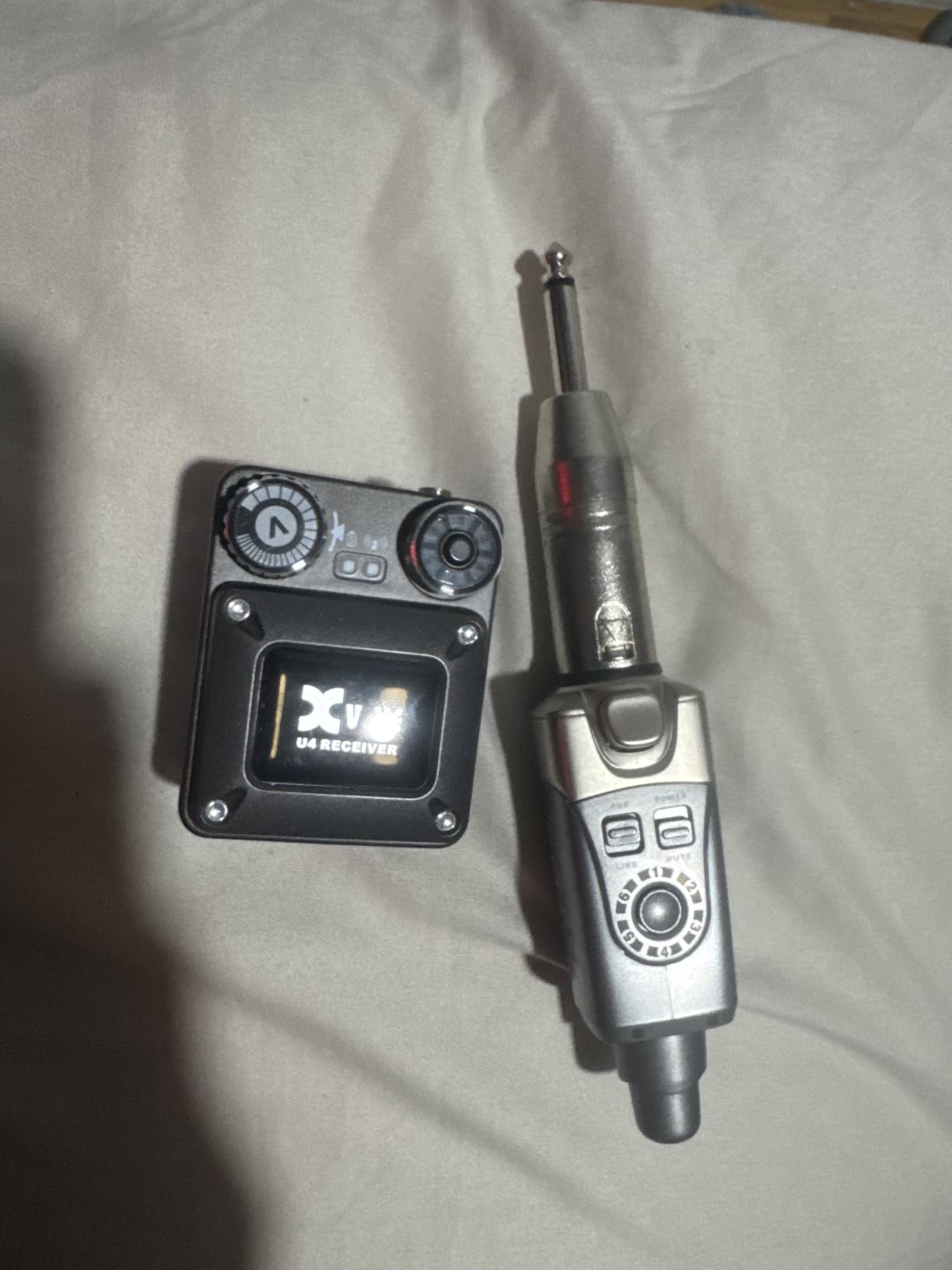 Xvive U4 Wireless in-Ear Monitor System Professional IEM System Transmitter and Beltpack Receiver for Studio, Band Rehearsal,Live Performance (U4) customer photo 2