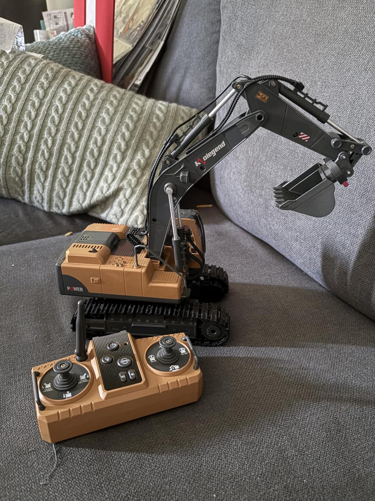 kolegend RC Excavator 3-in-1 Remote Control Excavator for Kids & Adults customer photo 1
